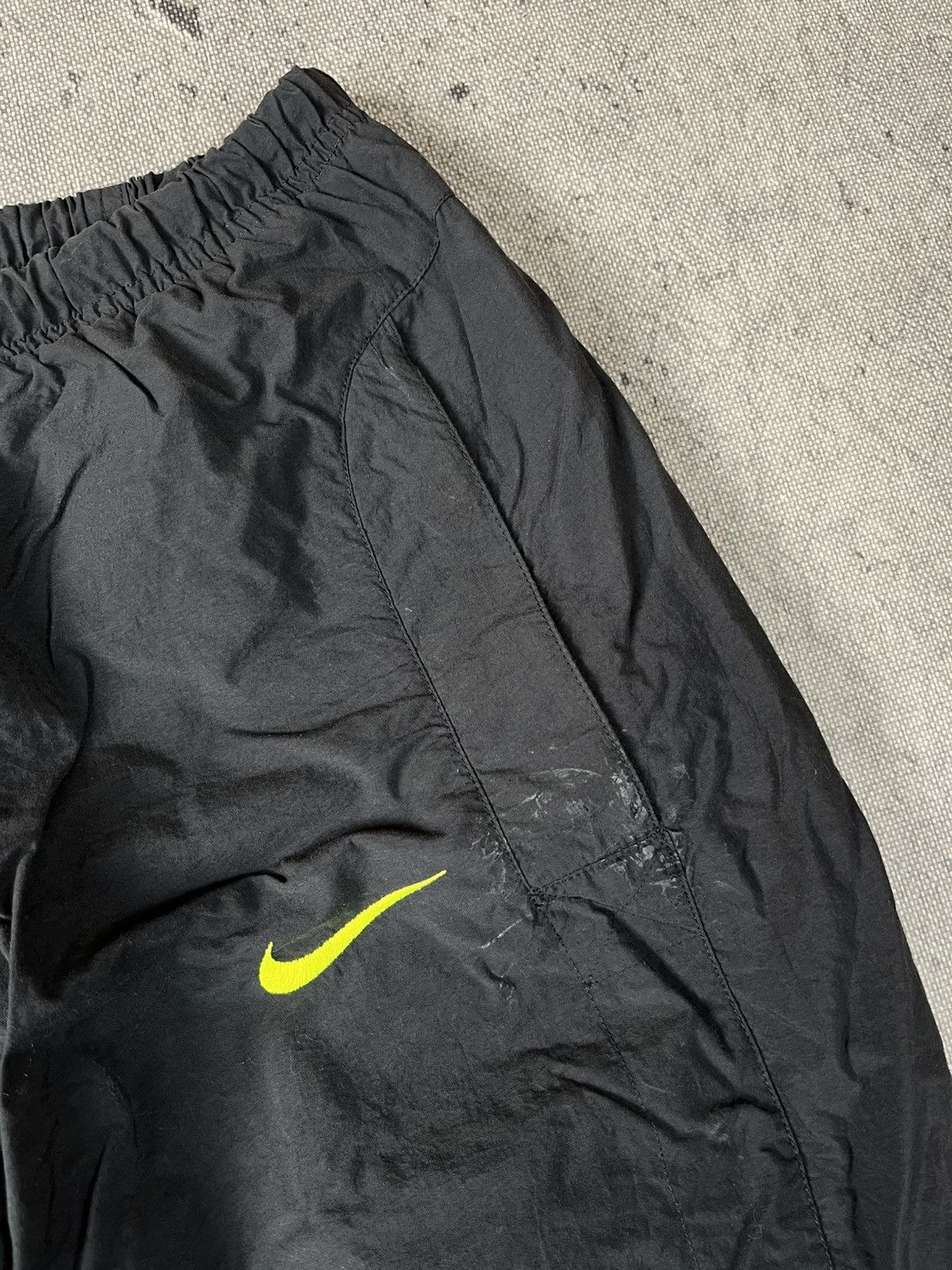 Nike × Vintage Nike - grey loose fit swoosh trackpants Size US 34 / EU 50 - 3 Thumbnail