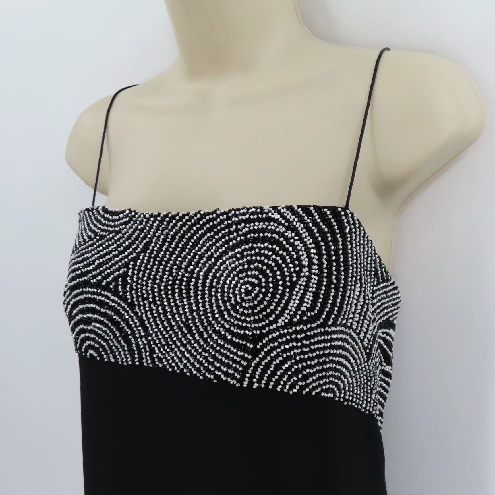 Vintage Vintage JS Boutique Womens 14 Black Beaded Maxi Dress Gown User: Vintage JS Boutique Womens Size 14 Black Beaded Maxi Dress Gown Size XL / US 12-14 / IT 48-50 - 5 Thumbnail