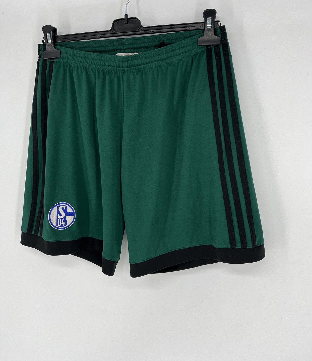 Adidas × Vintage Vintage Adidas FC Shalke 04 Shorts Streetwear Size M Size US 32 / EU 48 - 3 Thumbnail