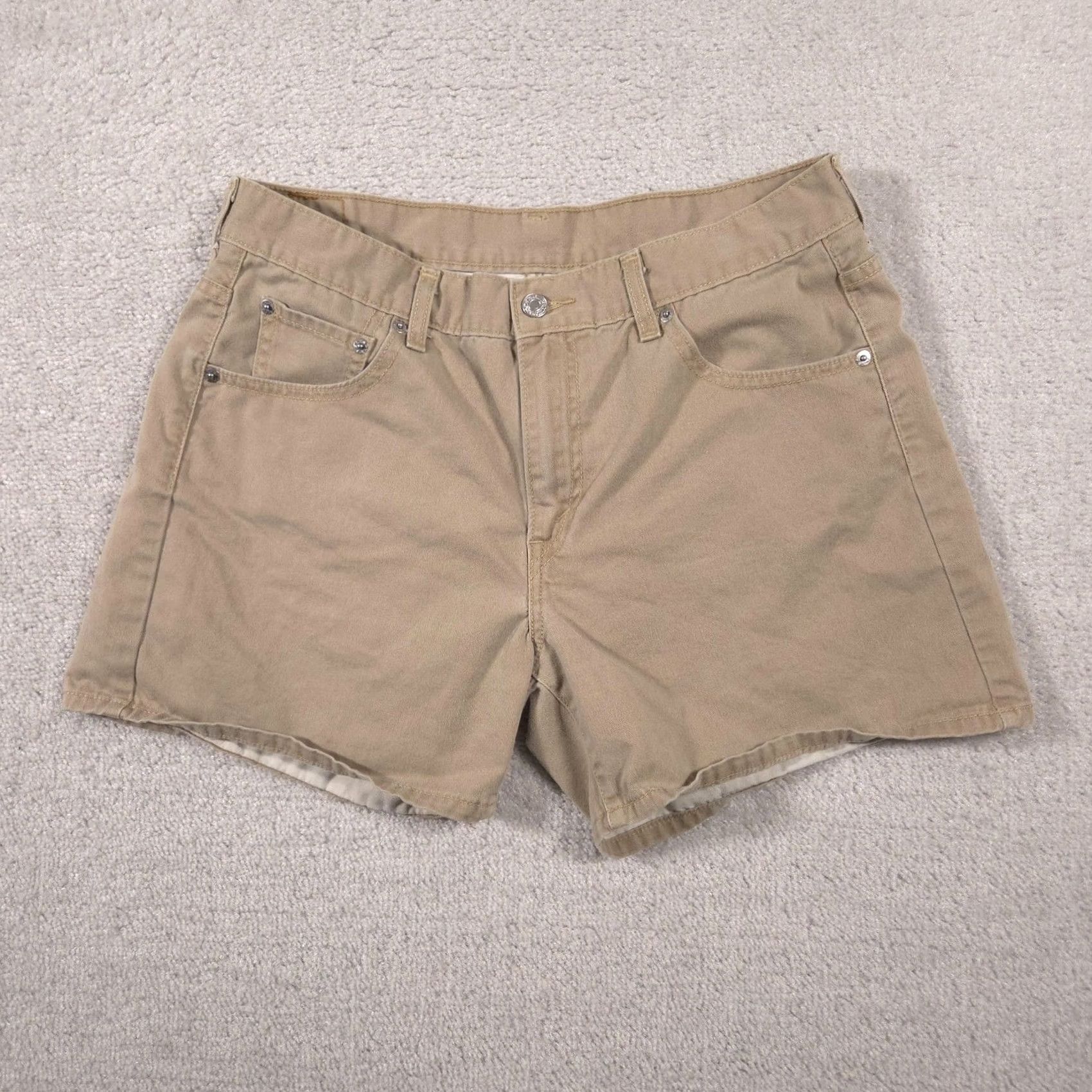 Levi's VINTAGE Levi's Shorts Womens 14 Khaki Cotton Five Pocket Twill Mid Rise Zip Fly Size 36" / US 14 / IT 50 - 2 Thumbnail