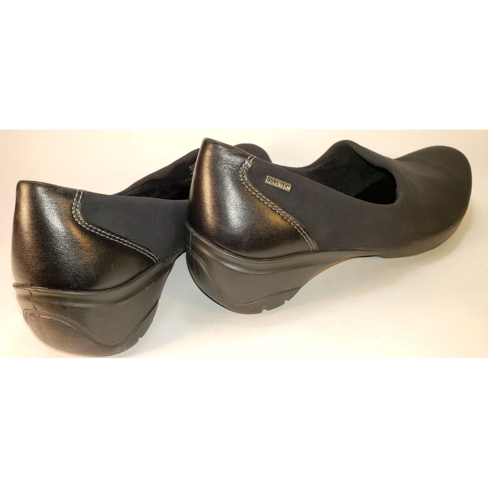 Ecco Ecco Pumps Women's 6.5M Black Neoprene & Leather Gortex Waterproof Pump Size ONE SIZE - 2 Thumbnail