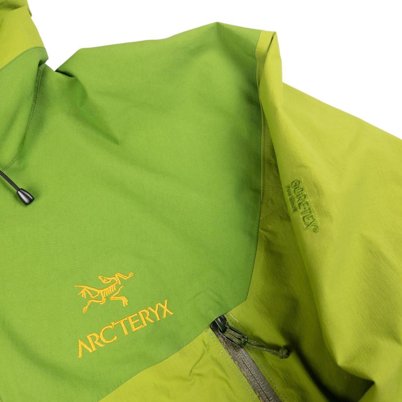 Arc'teryx Vintage Arcteryx Beta Goretex Zip Up Jacket Size L Size US L / EU 52-54 / 3 - 7 Thumbnail