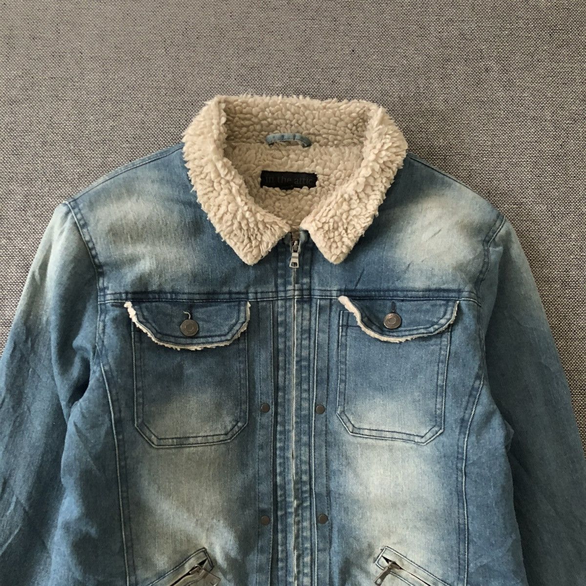 In The Attic IN THE ATTIC Shearling Style Collar Denim Jacket Size US L / EU 52-54 / 3 - 4 Thumbnail