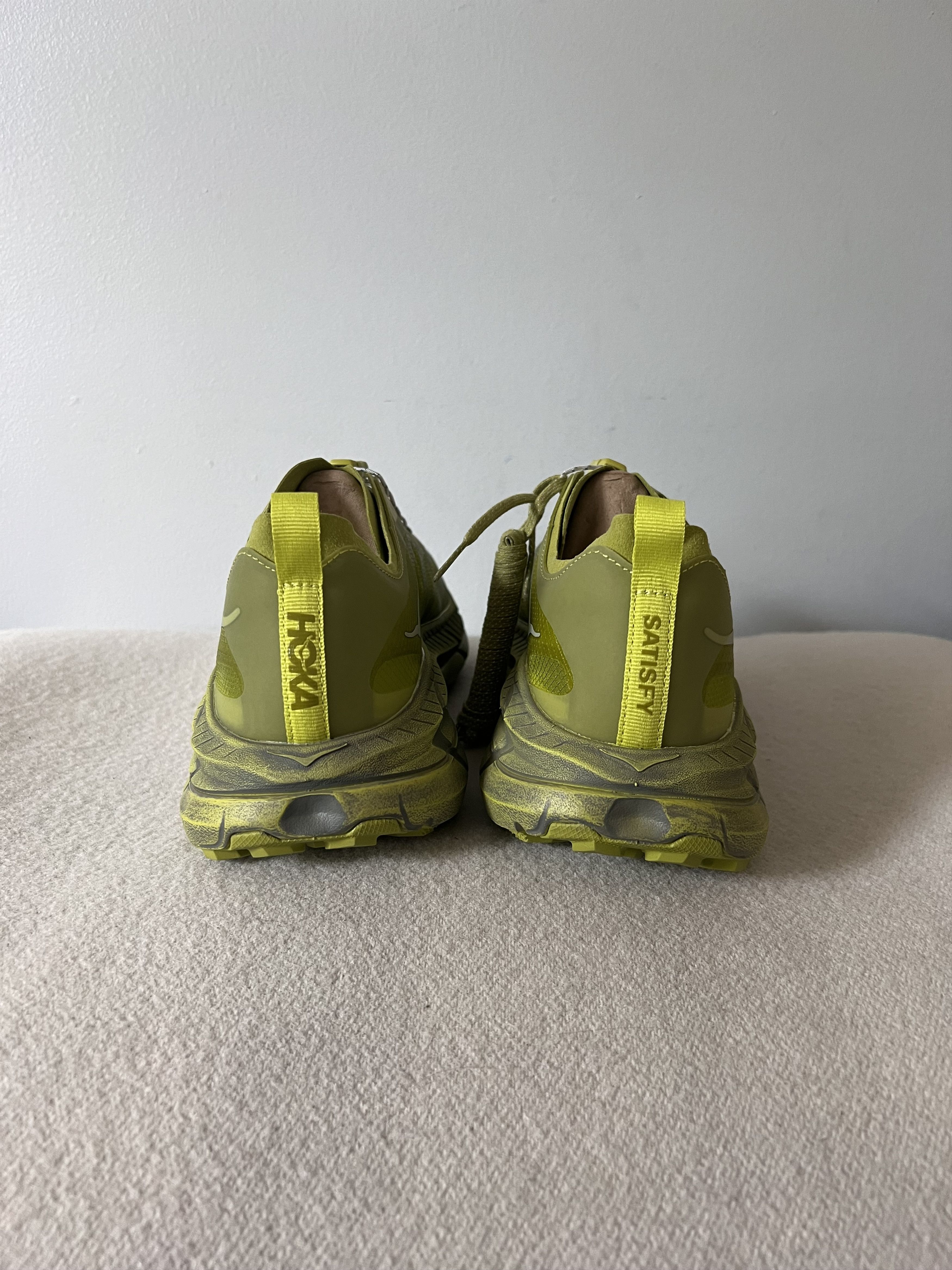 Hoka × Satisfy Satisfy Running Hoka One One Mafate Trail in Sulfur Size US 14 / EU 47 - 5 Thumbnail