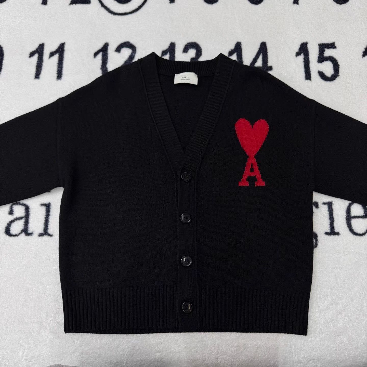 AMI Ami Black & Red Heart Wool Cardigan Q10 Size US M / EU 48-50 / 2 - 1 Thumbnail
