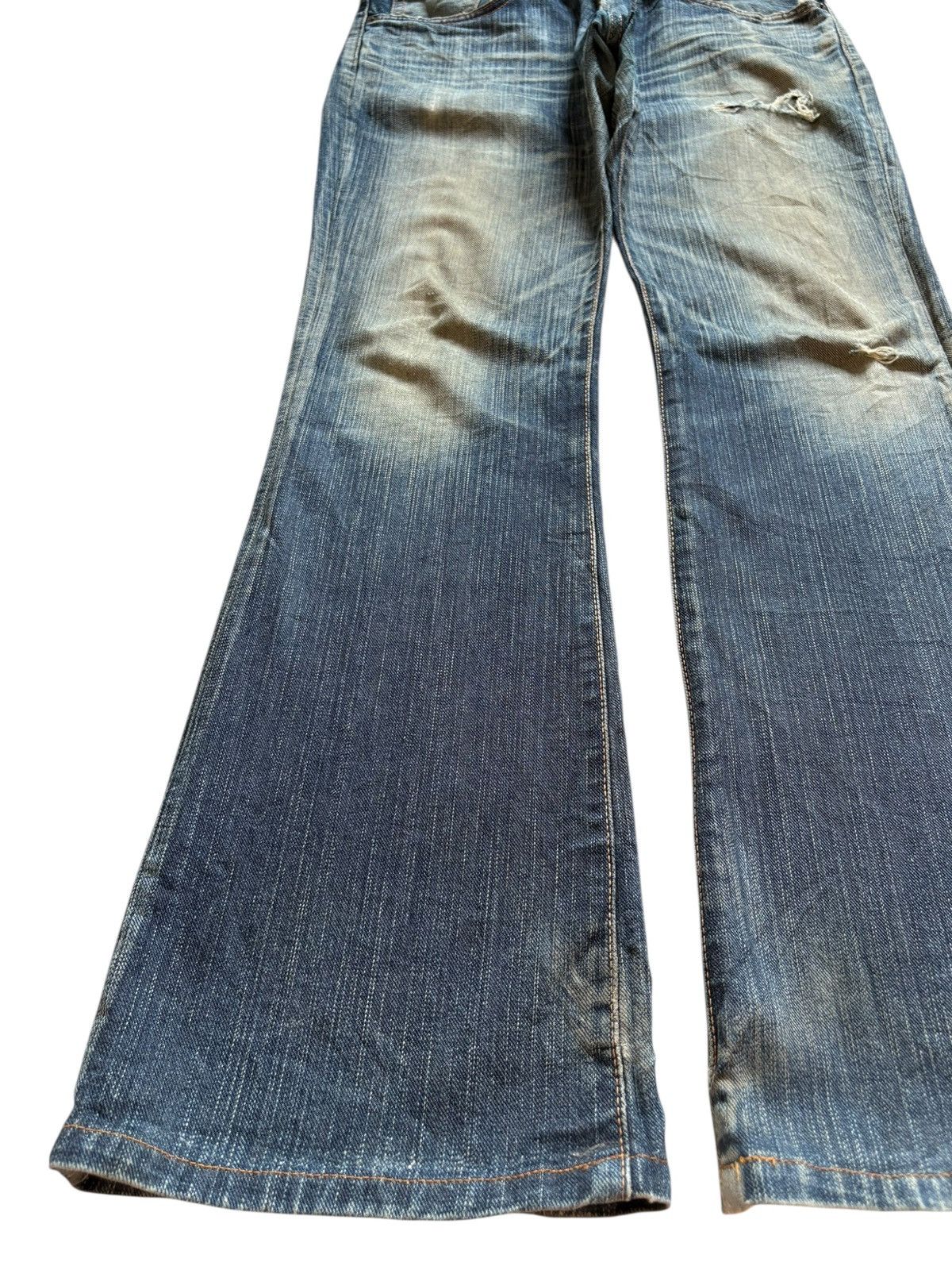 Edwin Exclusive Vintage Edwin 401 Mud Wash Distressed Flare Jeans Size US 30 / EU 46 - 6 Thumbnail