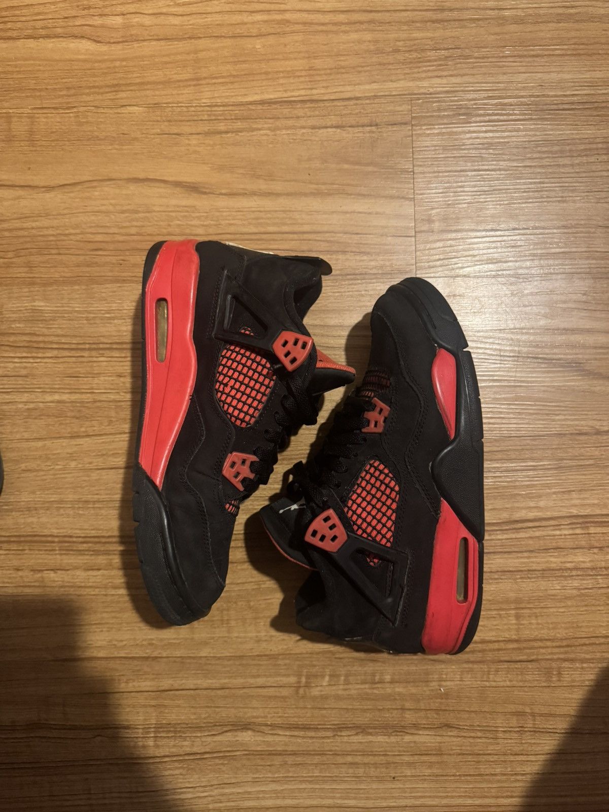 Jordan Brand Jodran 4 red thunders Size US 7 / EU 40 - 1 Thumbnail