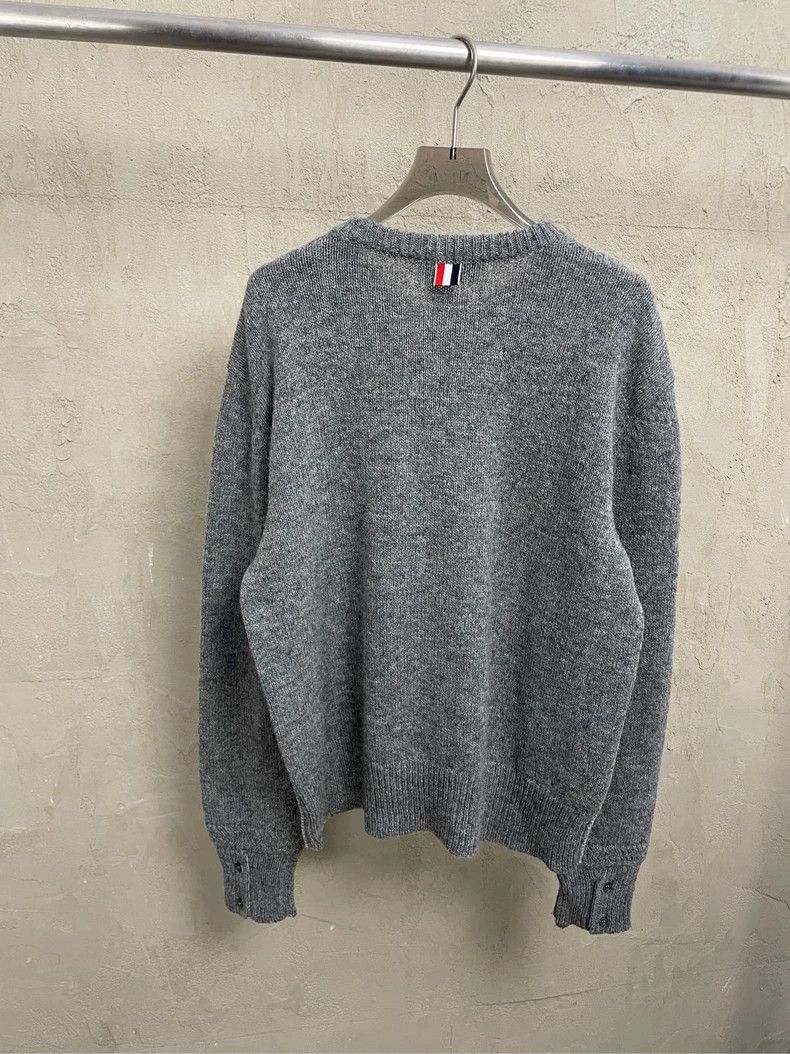 Thom Browne Thom browne Gray pocket side stripe wool round-neck sweater Size US M / EU 48-50 / 2 - 2 Thumbnail