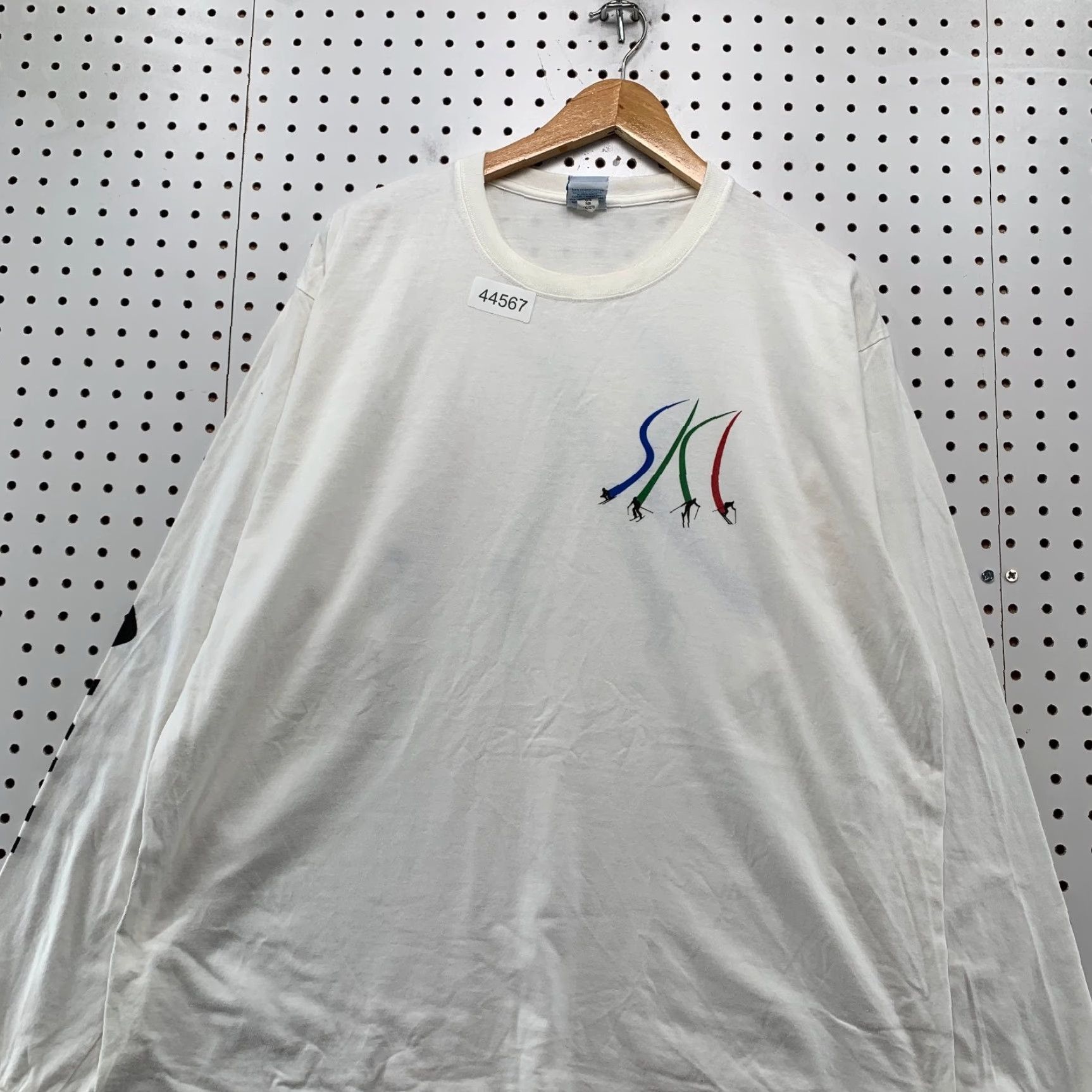 Vintage Vintage Crazy Shirts T Shirt Mens Large White Ski Snowboard Long Sleeve Vail Size US L / EU 52-54 / 3 - 3 Thumbnail