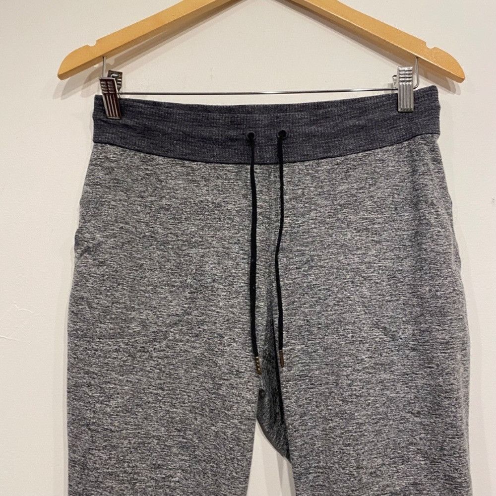 Athleta Athleta Flux Soft Stretch Jogger 2.0 Grey Loungewear Pants Size 26" / US 2 / IT 38 - 4 Thumbnail