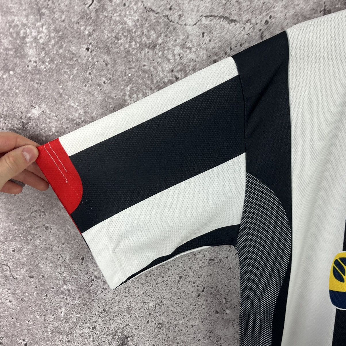 Vintage Juventus Official Merchandise Jersey # 10 Del Piero Size M Size US M / EU 48-50 / 2 - 5 Thumbnail