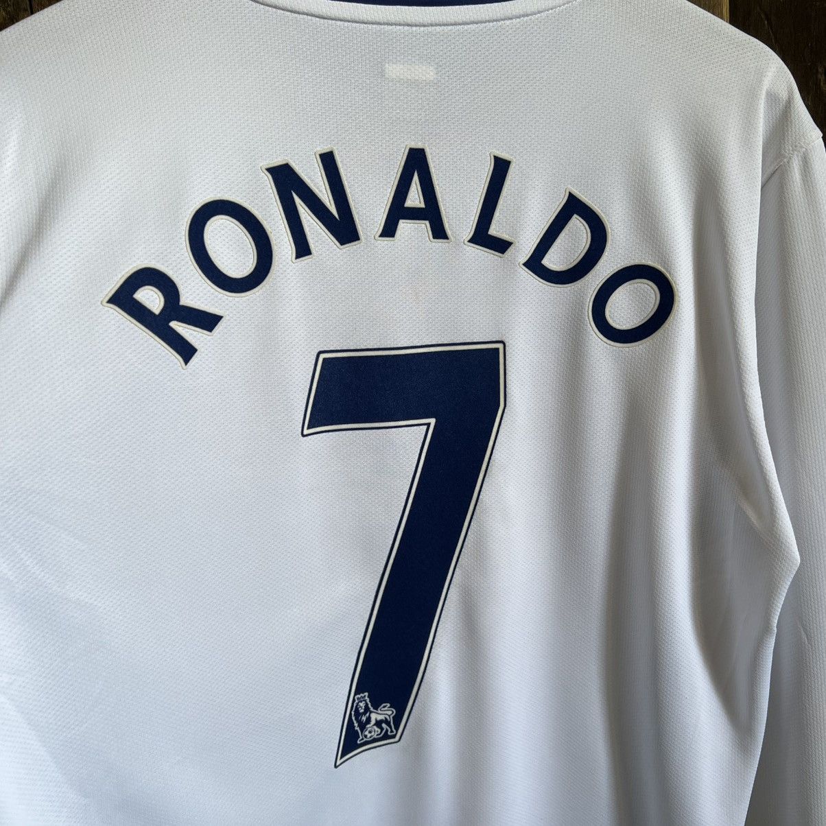 Nike Manchester United 2009-10 Nike 3rd Kit Jersey #ronaldo Size US L / EU 52-54 / 3 - 4 Thumbnail