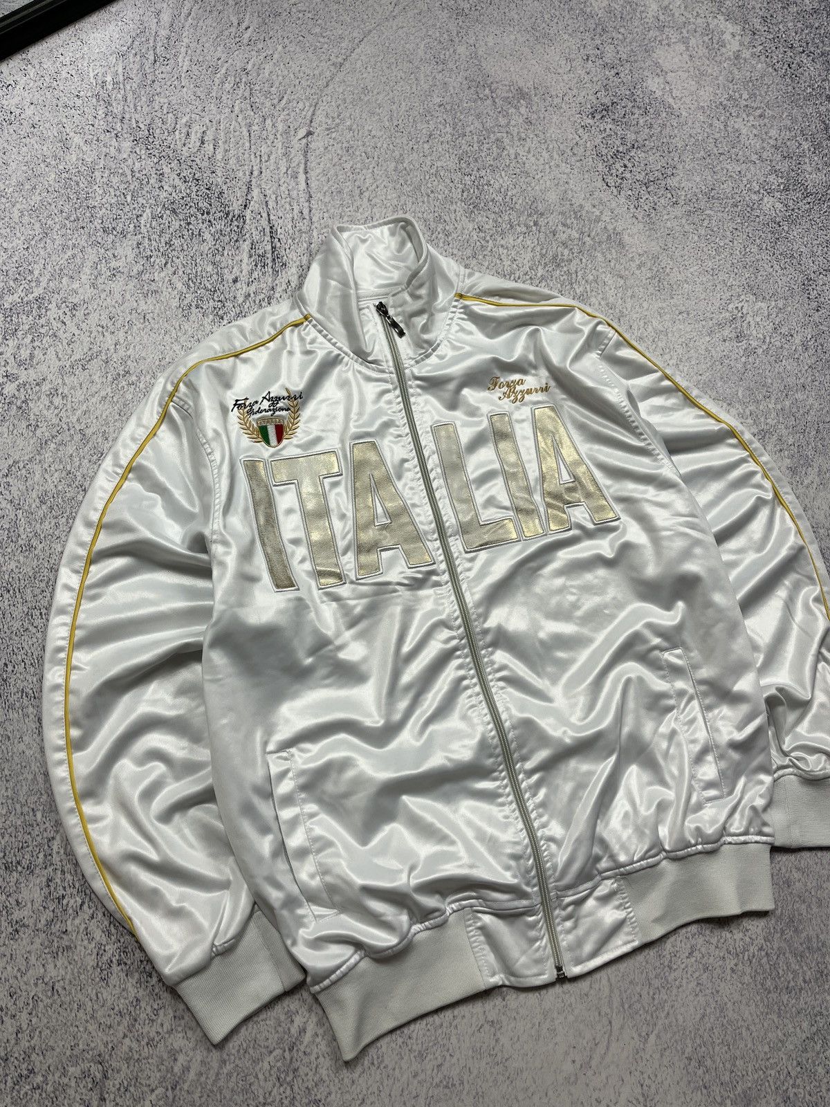 Vintage Italia Forza Azzuri Big Logo White Zip Track Jacket Hype Y2K Size US L / EU 52-54 / 3 - 4 Thumbnail
