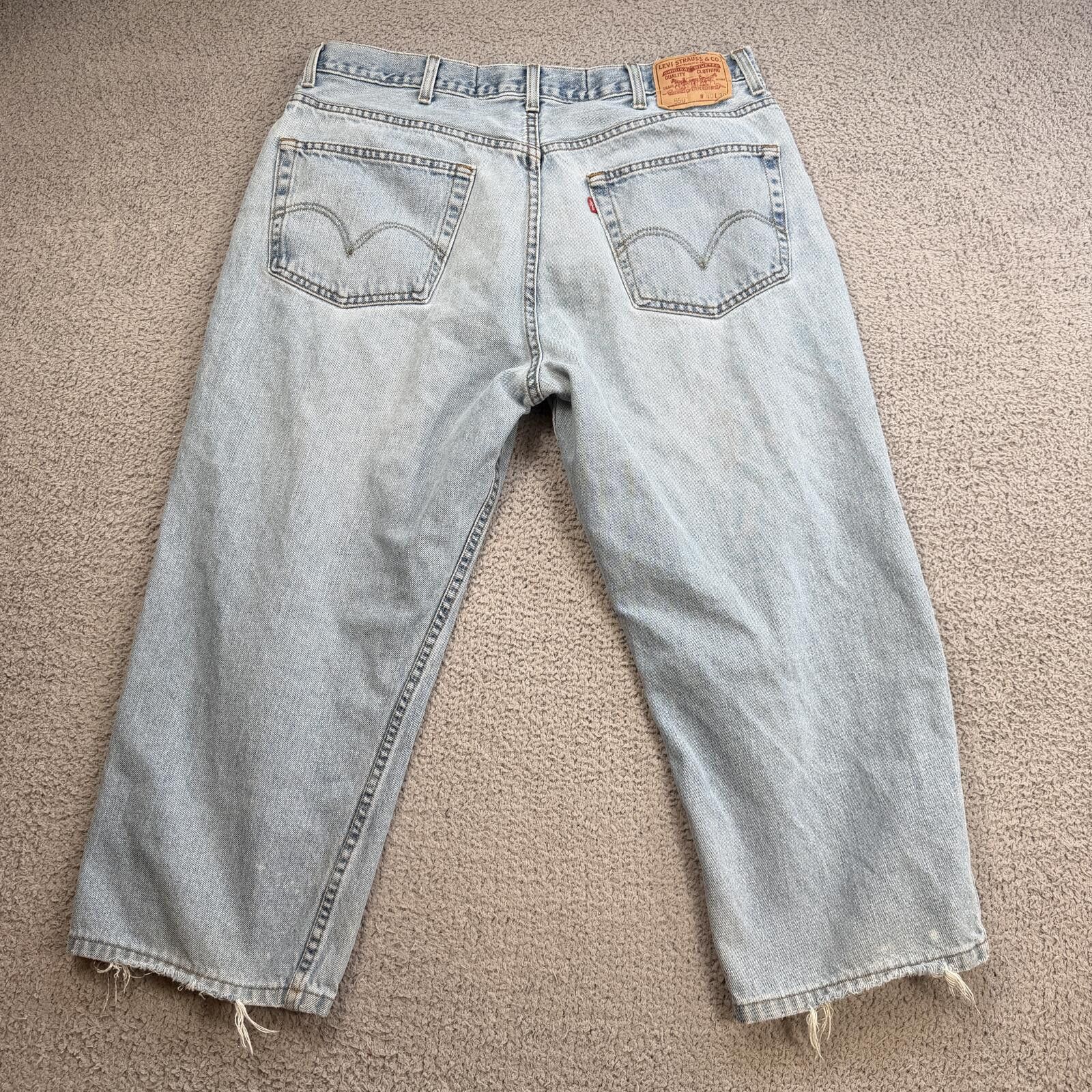 Levi's Levis 550 Baggy Denim Cropped Jeans 37x24 Light Wash Relaxed Size US 37 - 2 Thumbnail
