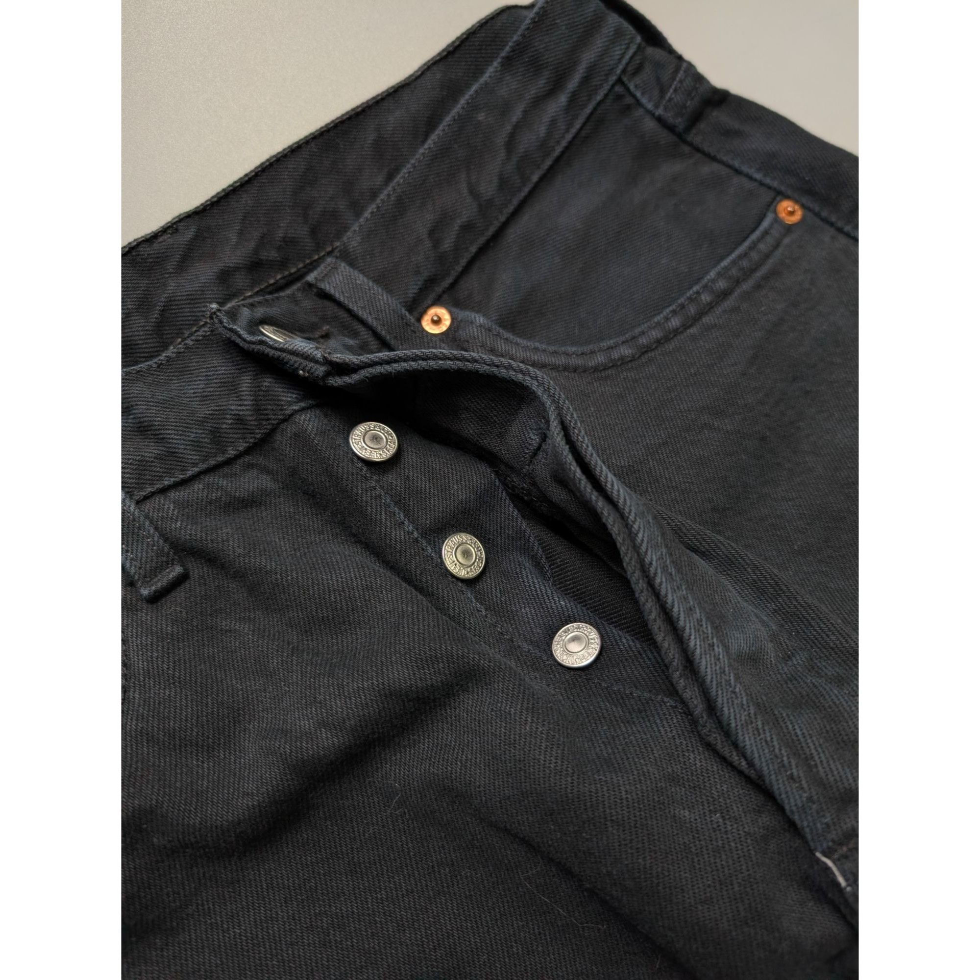 Levi's Vintage Clothing Levi's 501 Vintage Black Denim Jeans Pants (Y1076) Size US 32 / EU 48 - 5 Thumbnail