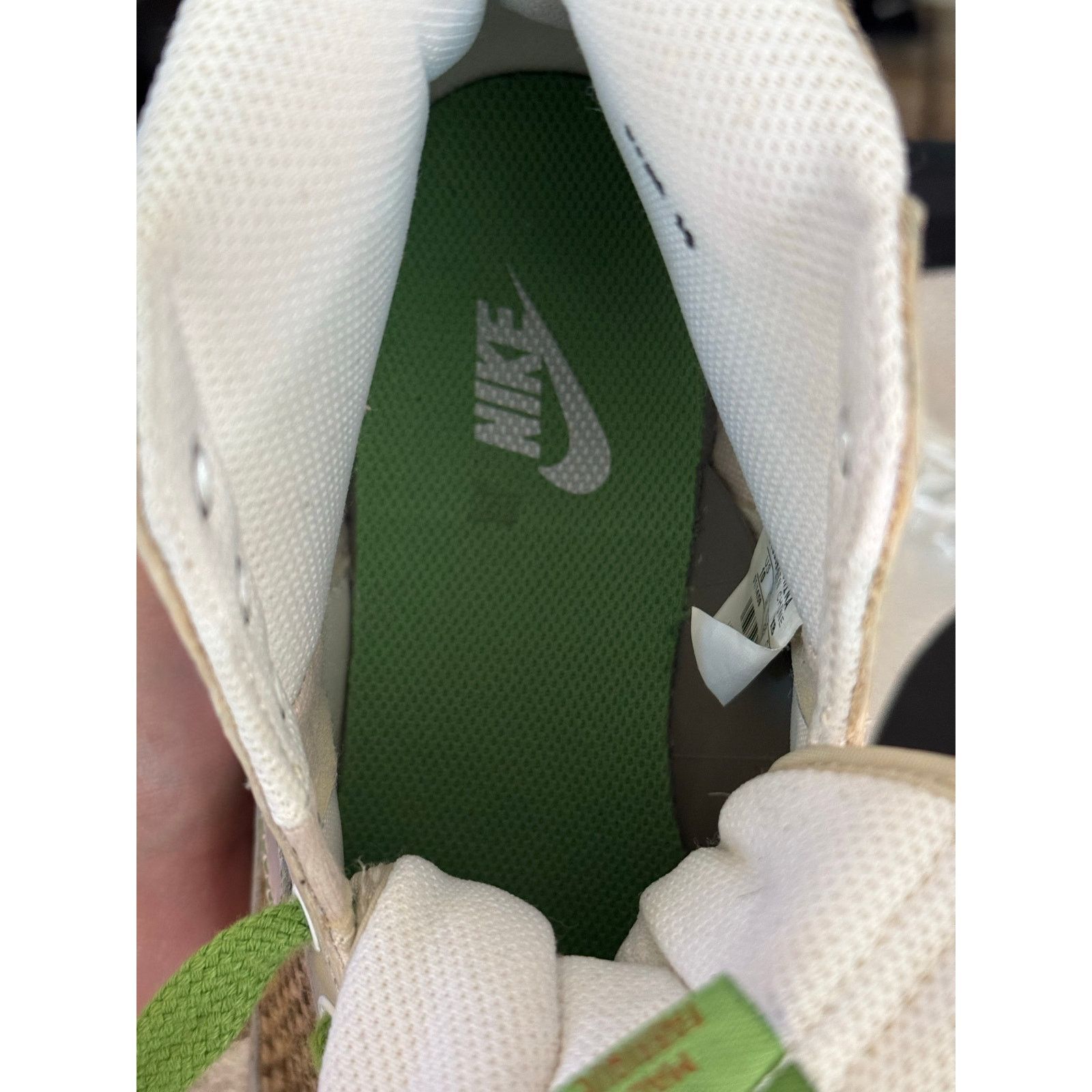 Nike WMNS Nike Blazer Mid Premium Birch Chlorophyll w10 Size US 10 / IT 40 - 6 Thumbnail