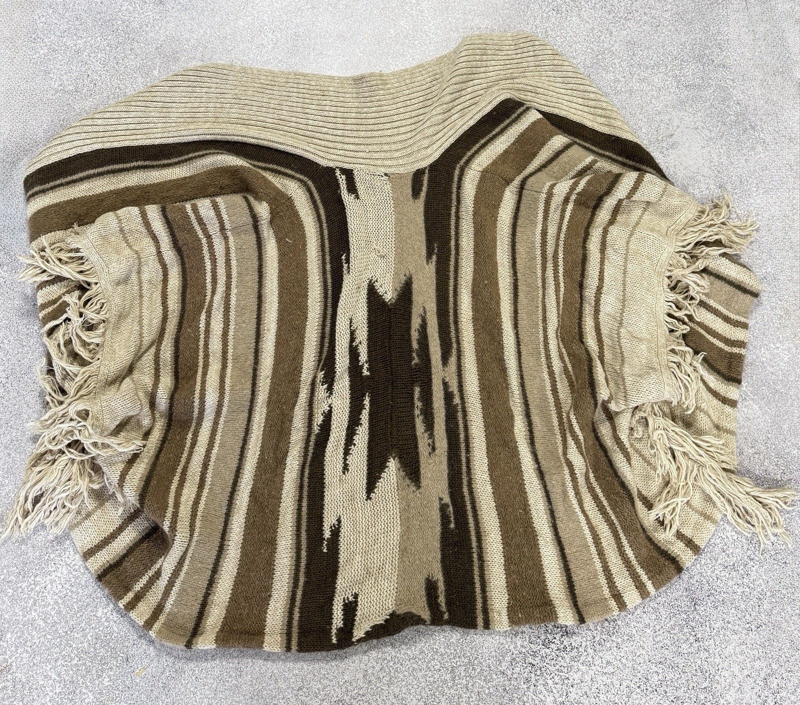 Lauren Ralph Lauren Lauren Ralph Lauren Aztec Wool Poncho Cardigan Women’s Size S / US 4 / IT 40 - 3 Thumbnail