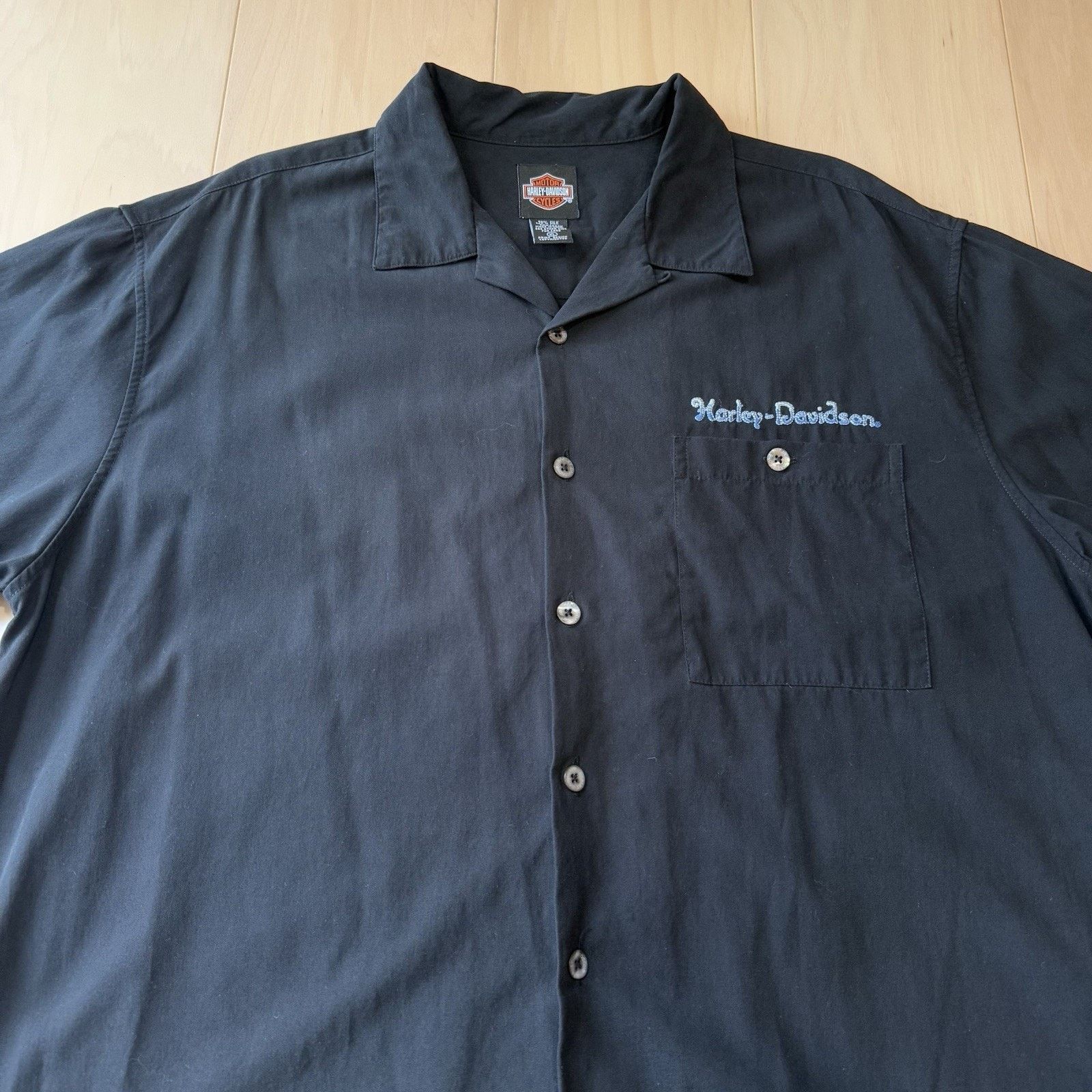 Harley Davidson Harley Davidson Silk Shirt XL Black Short Sleeve Button Size US XL / EU 56 / 4 - 3 Thumbnail