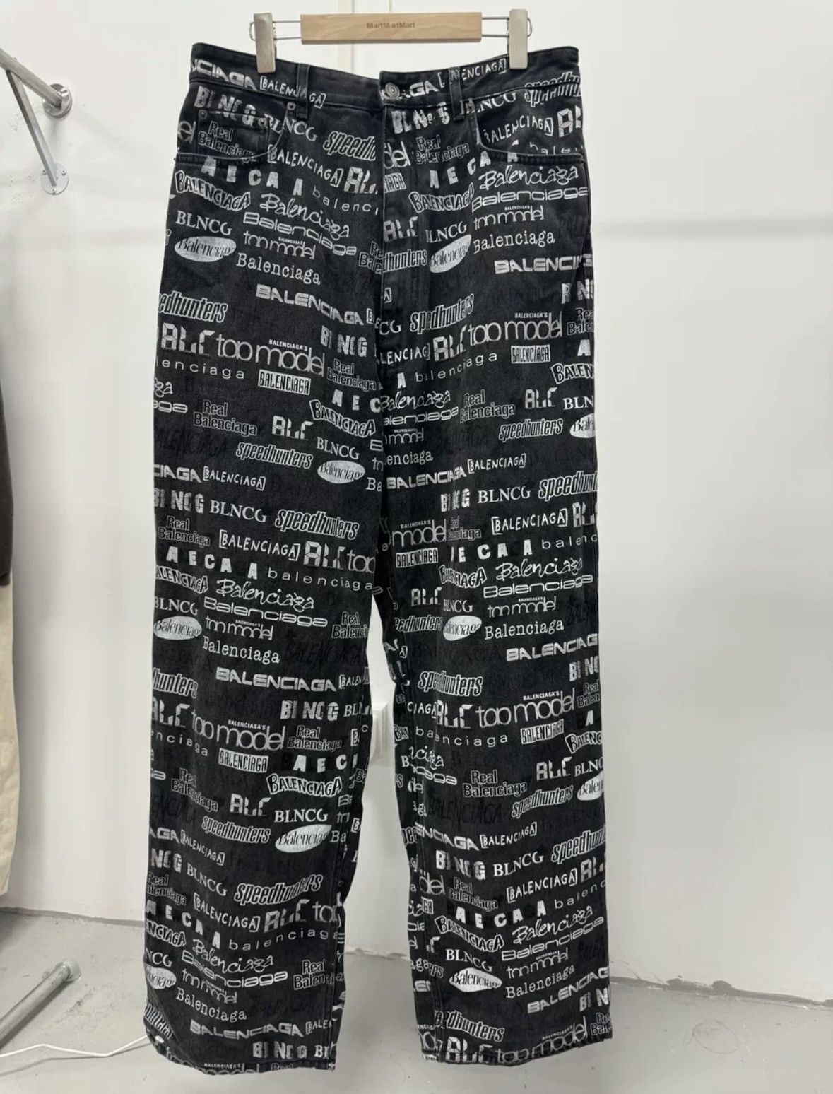 Balenciaga baggy jeans
