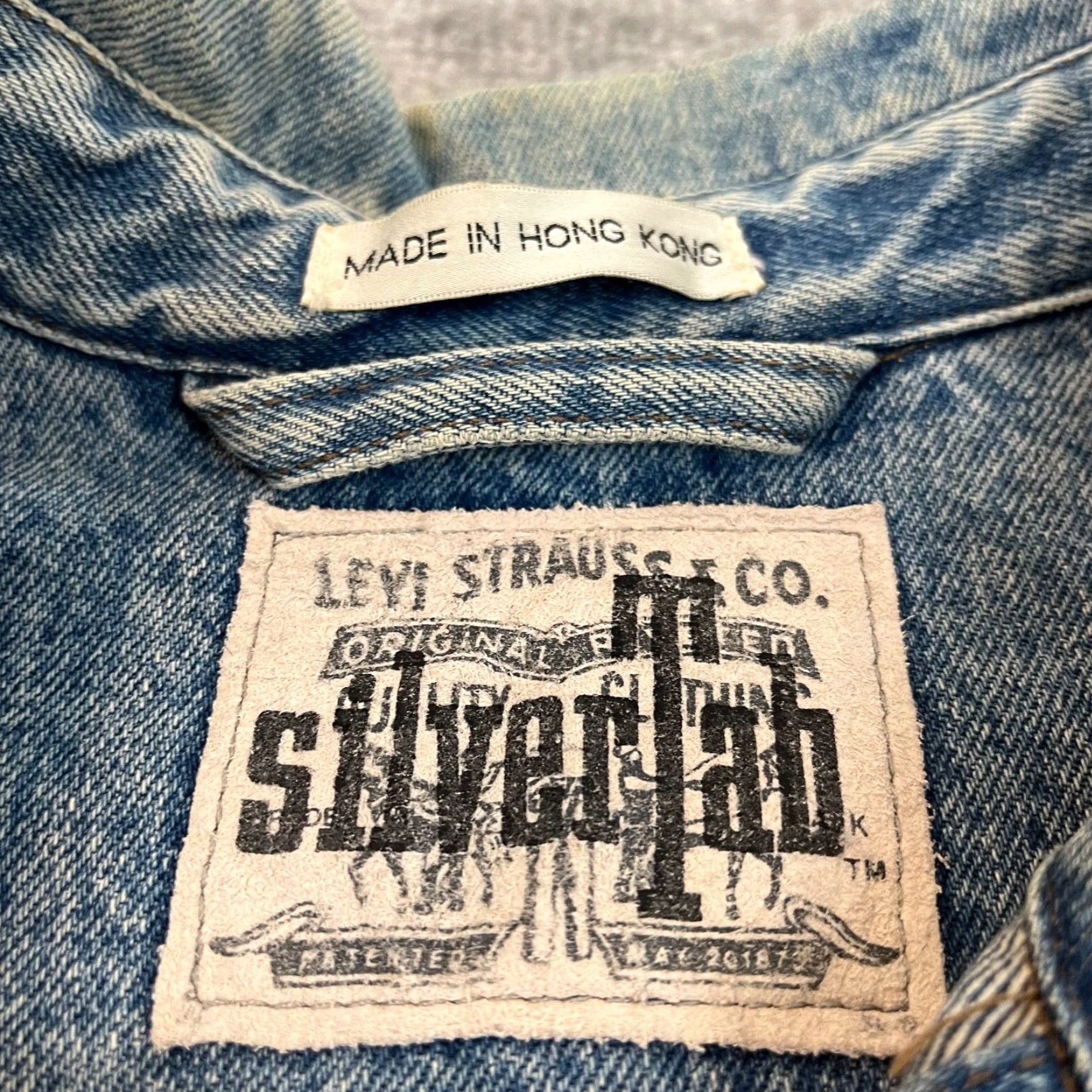 Levi's VINTAGE Levi's Silver Tab Jacket Mens XL Blue Light Wash Denim Trucker Size US XL / EU 56 / 4 - 2 Thumbnail