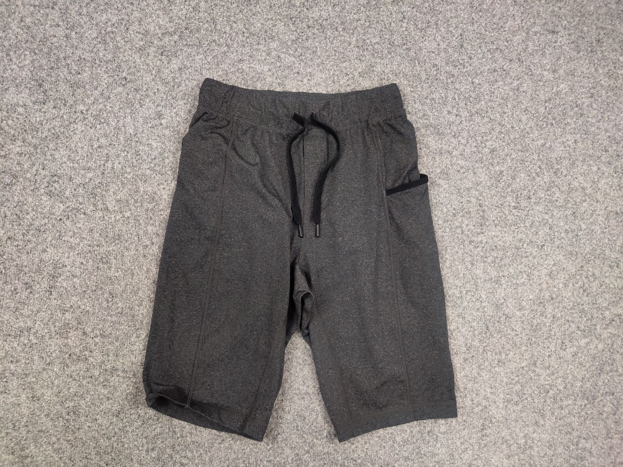 Lululemon lululemon Gray elastic sports Pocket Shorts Size US 30 / EU 46 - 7 Thumbnail