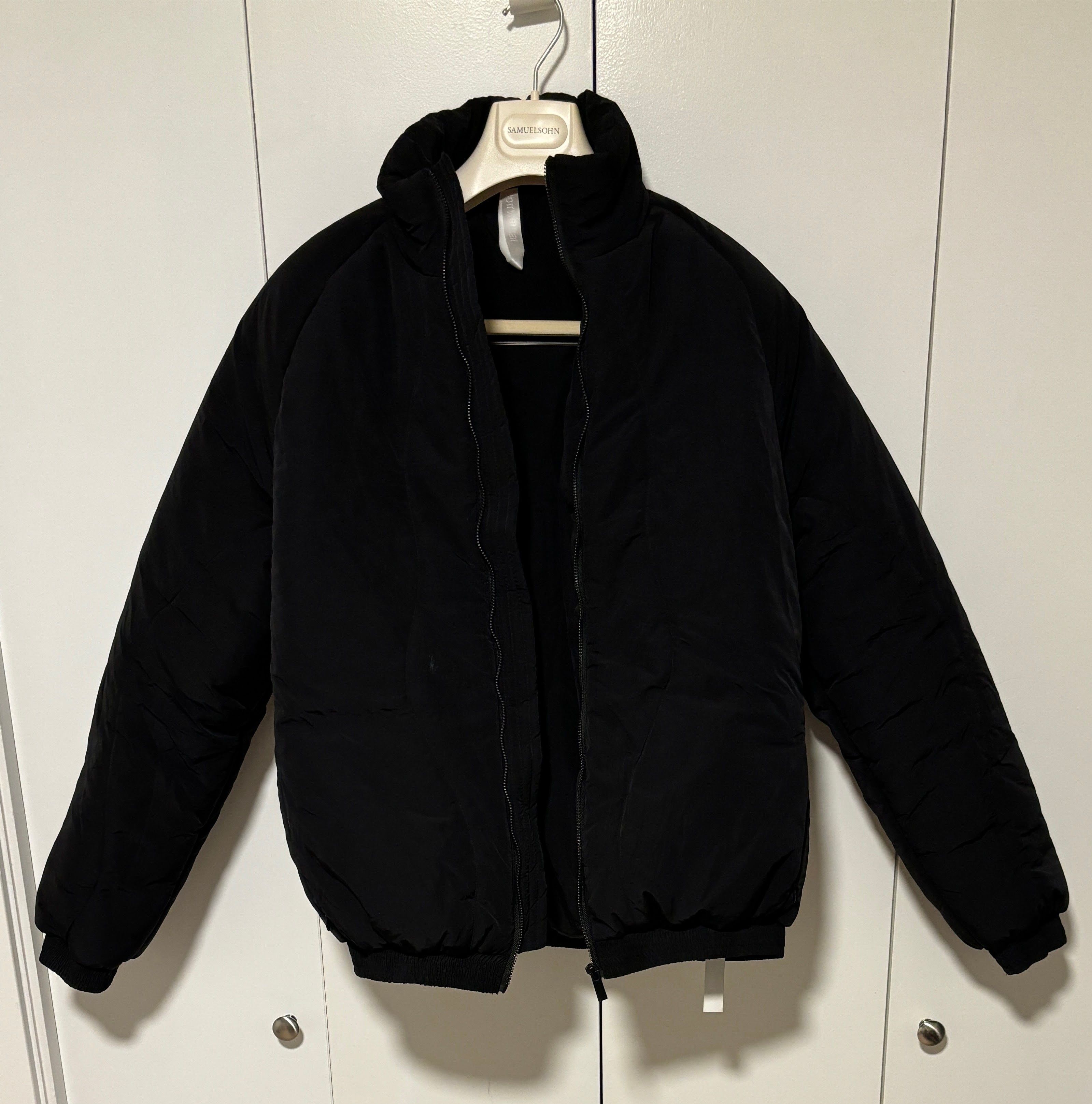 Cottweiler USD$850 BNWT Erosion Puffa Black Bomber Jacket M-L Size US M / EU 48-50 / 2 - 3 Thumbnail