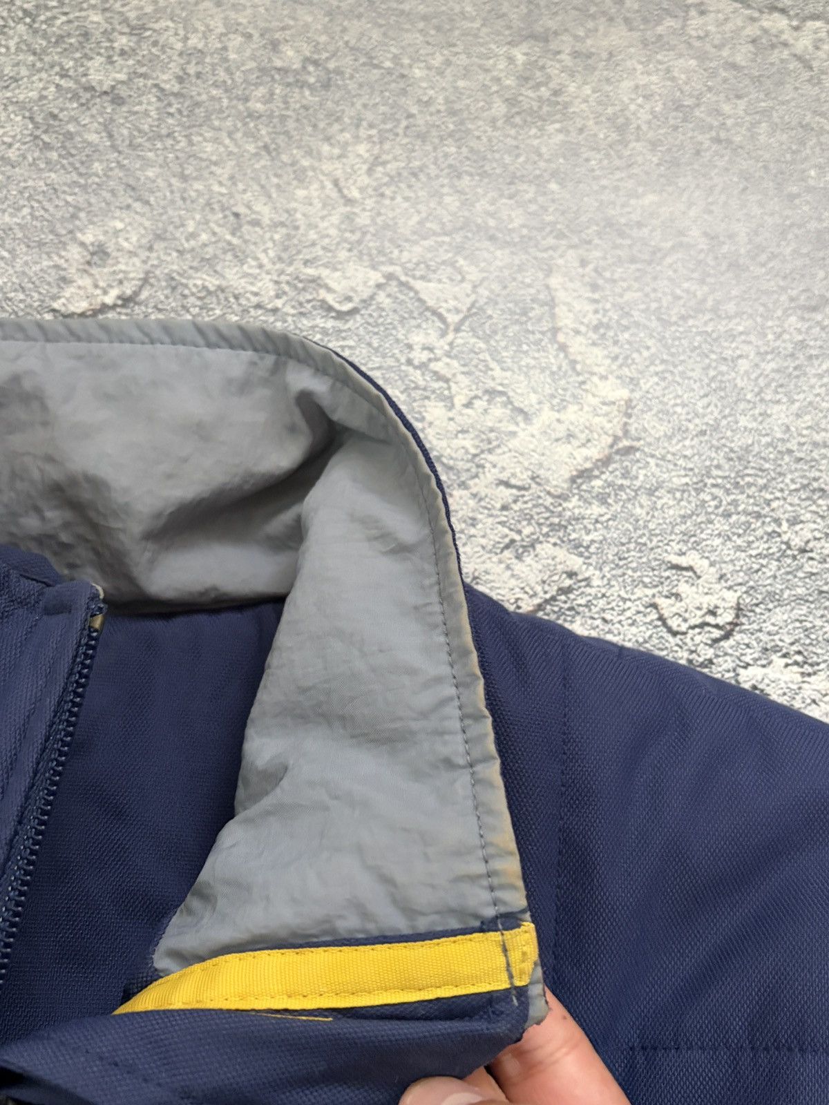 Nike Vintage Nike Quilted Puffer Jacket Navy Blue Yellow Swoosh S Size S / US 4 / IT 40 - 14 Thumbnail