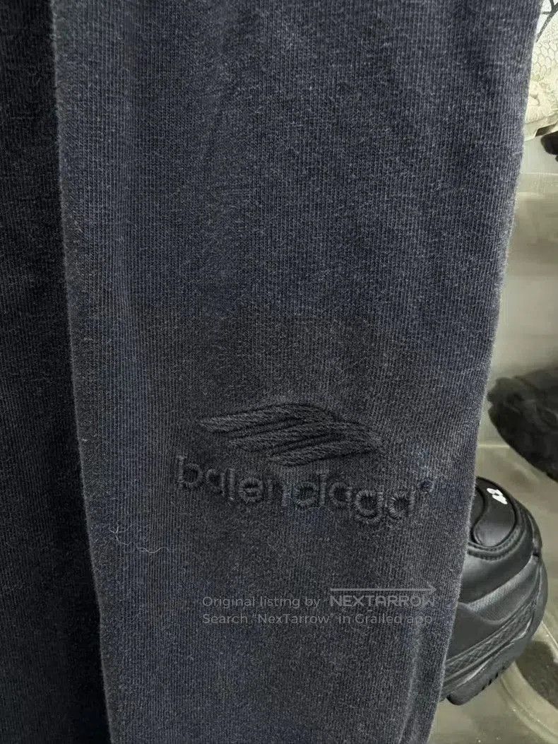 Balenciaga Balenciaga 23Fall Washed Distressed Sweatpants L. Size US 34 / EU 50 - 3 Thumbnail