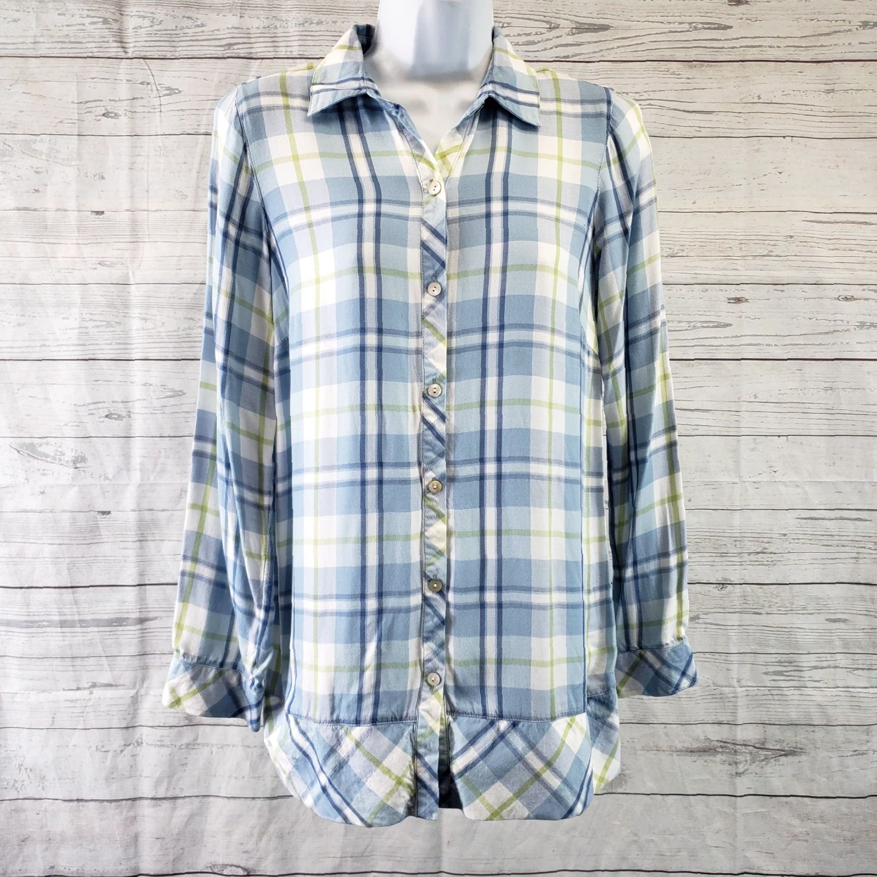 J. Jill J Jill Womens Button Front Shirt XS Blue Green Plaid Long Sleeve Viscose Shirt Womens XS Blue Green Plaid Long Sleeve Button-Up Size XS / US 0-2 / IT 36-38 - 2 Thumbnail