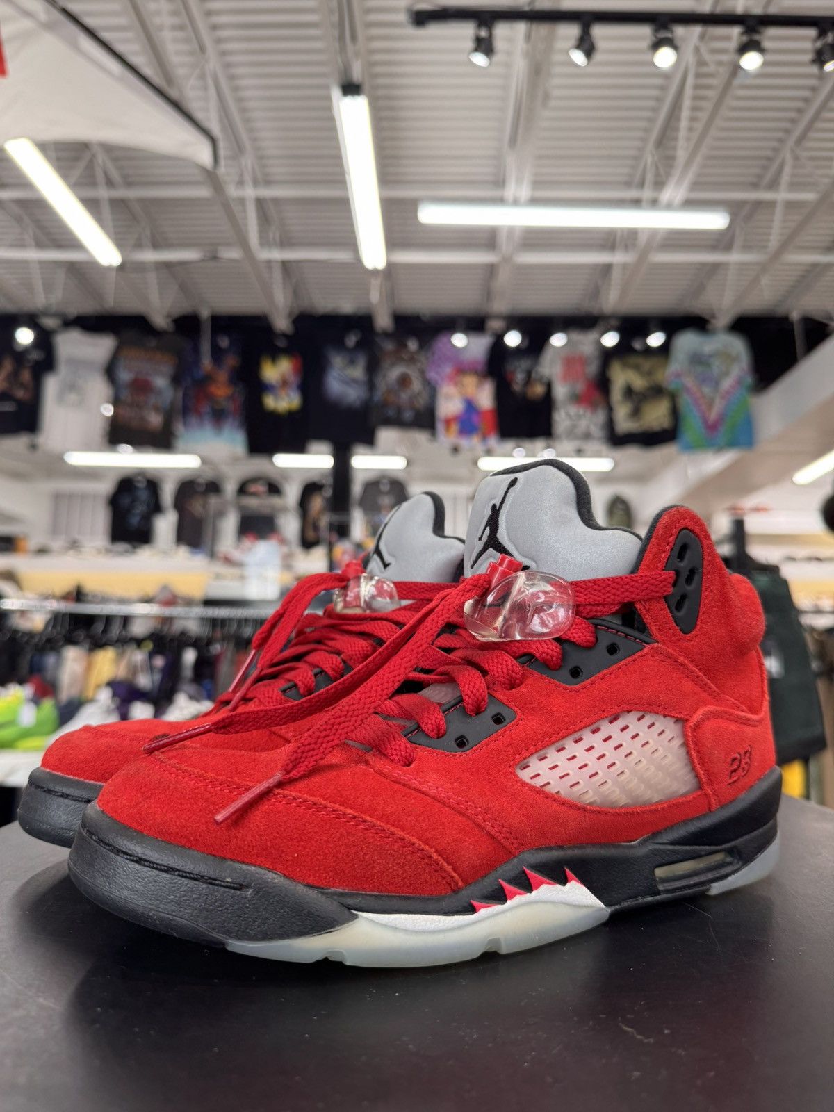 Jordan Brand Air Jordan 5 Raging Bull Sz. 5.5Y (2021) Size US 5.5 / EU 38 - 1 Thumbnail