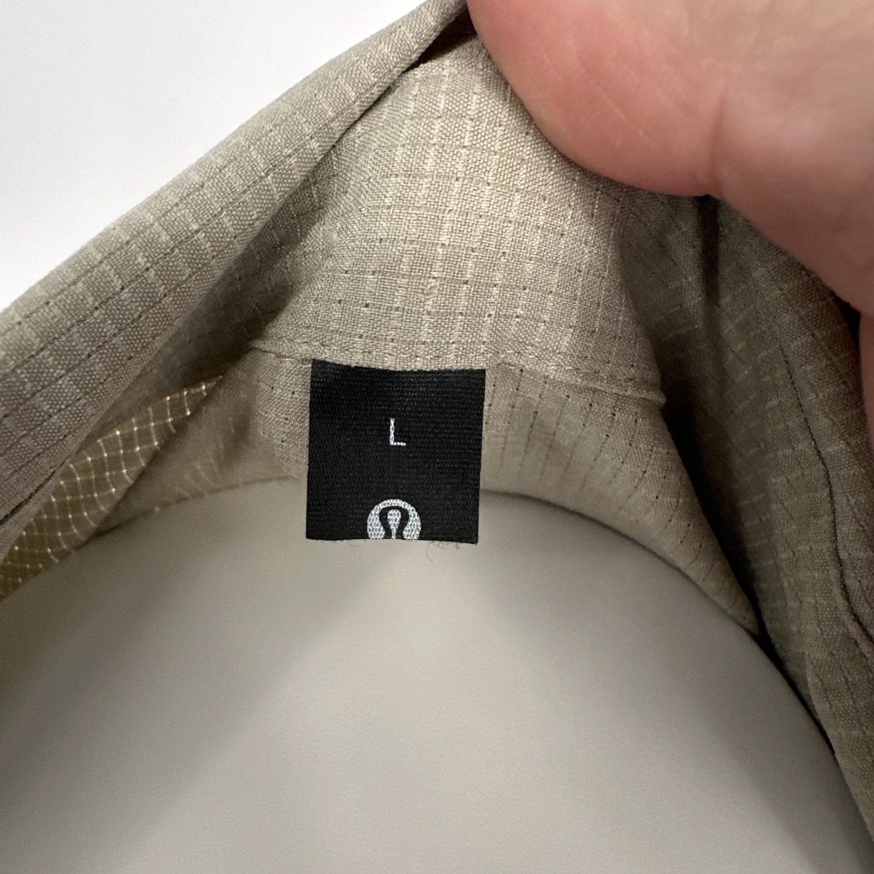 Lululemon Lululemon Shirt Mens Large Beige Check Short Sleeve Button Up Tech Performance Size US L / EU 52-54 / 3 - 3 Thumbnail