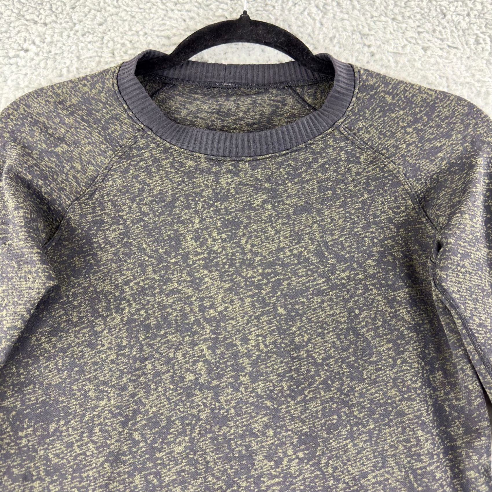 Lululemon Lululemon Rest Less Top Womens Medium Black Armory Long Sleeve Pullover Stretch Size M / US 6-8 / IT 42-44 - 4 Thumbnail