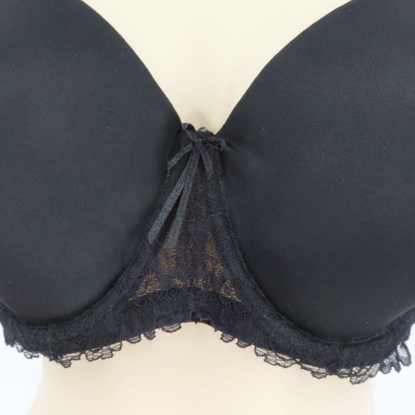 Vintage Dreamfit Bra Solid Black Bow Lace Trim Underwire Lined 42C Plus Size R7052X Nylon Blended Fabric T-Shirt Underwired Hook & Eye 42 Band Women Size ONE SIZE - 3 Thumbnail