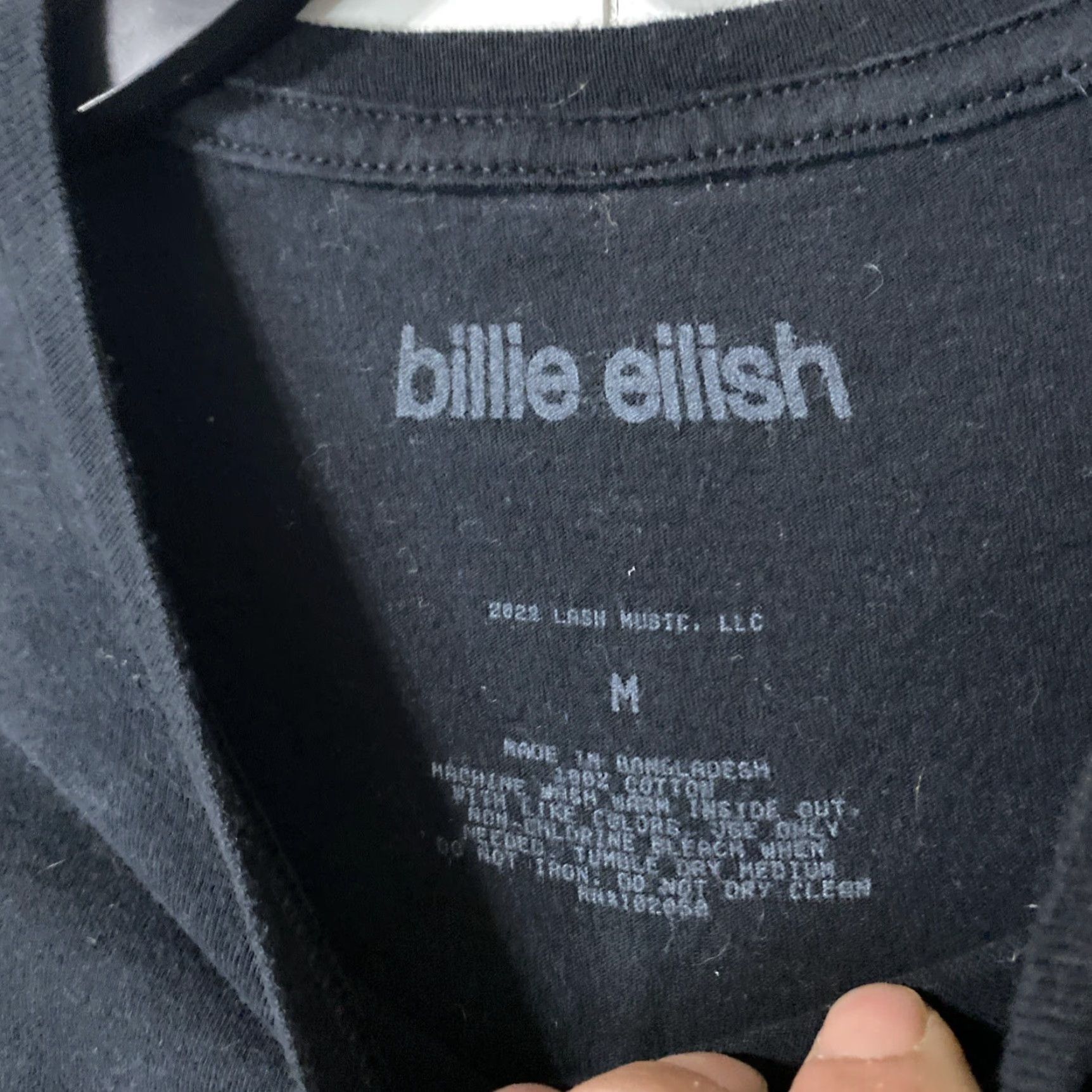 Vintage Billie Eilish Shirt Mens Medium Black Graphic Eyes Anime 2022 Concert Tee Shirt Size US M / EU 48-50 / 2 - 3 Thumbnail
