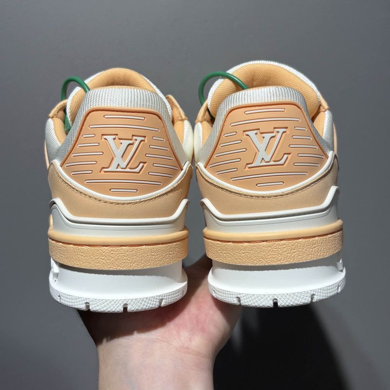 Louis Vuitton Louis Vuitton Trainer Low-Top Sneakers in Orange Size US 10 / EU 43 - 3 Thumbnail