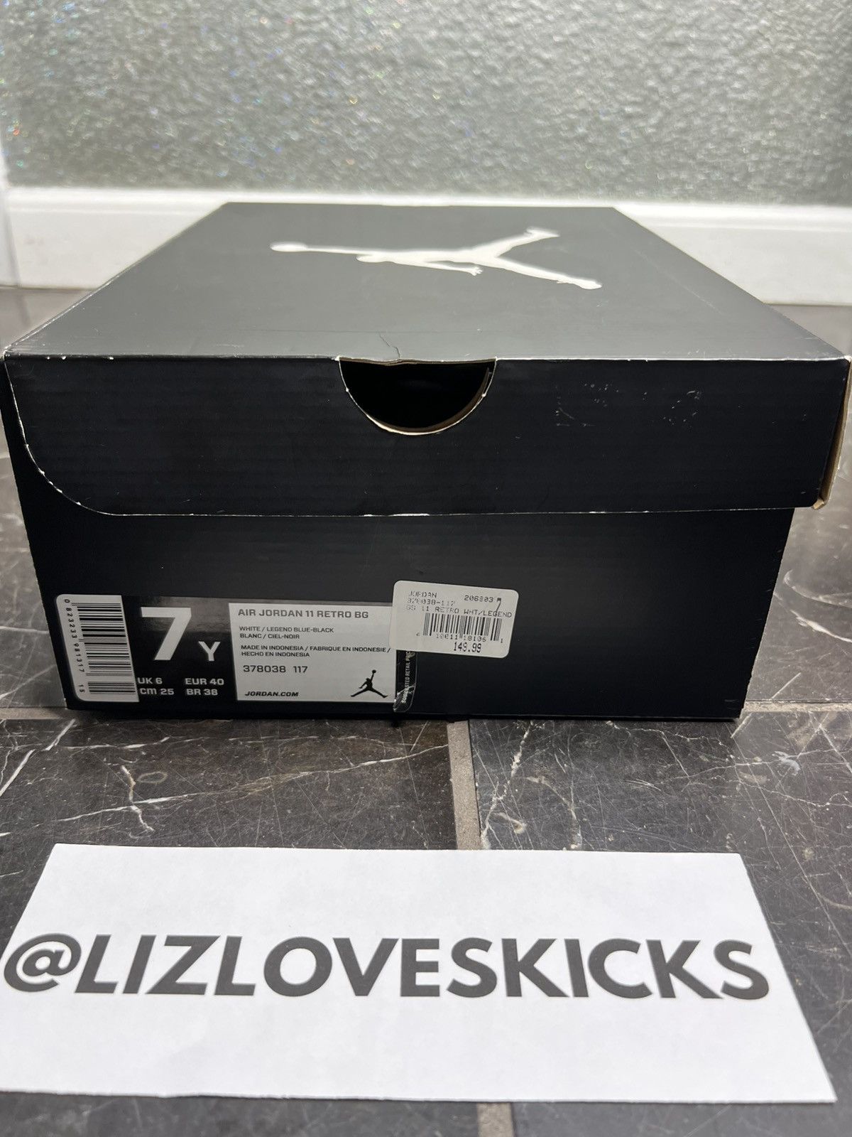 Jordan Brand Jordan Legend Blue 11s (2024) DS GS 7Y! Size US 7 / EU 40 - 10 Thumbnail