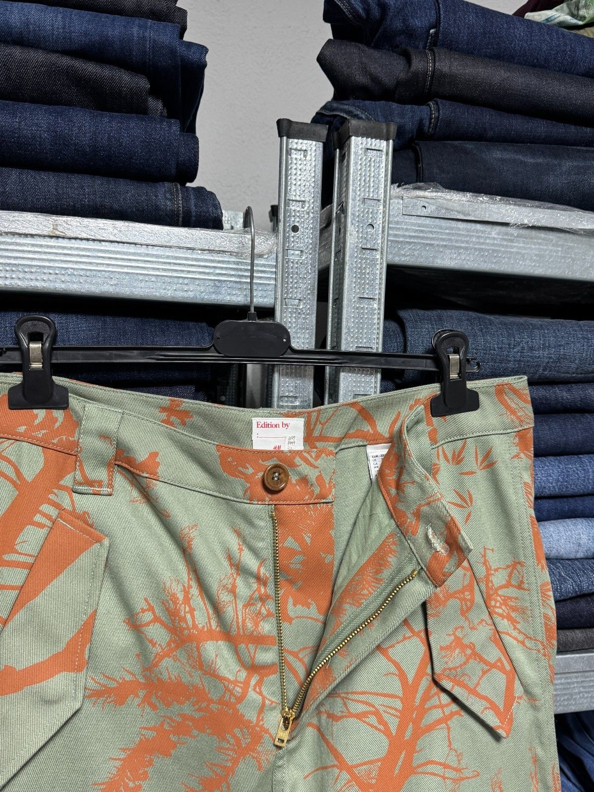 H&M NWOT H&M Edition by Tree Cargo Pant Size US 32 / EU 48 - 11 Thumbnail