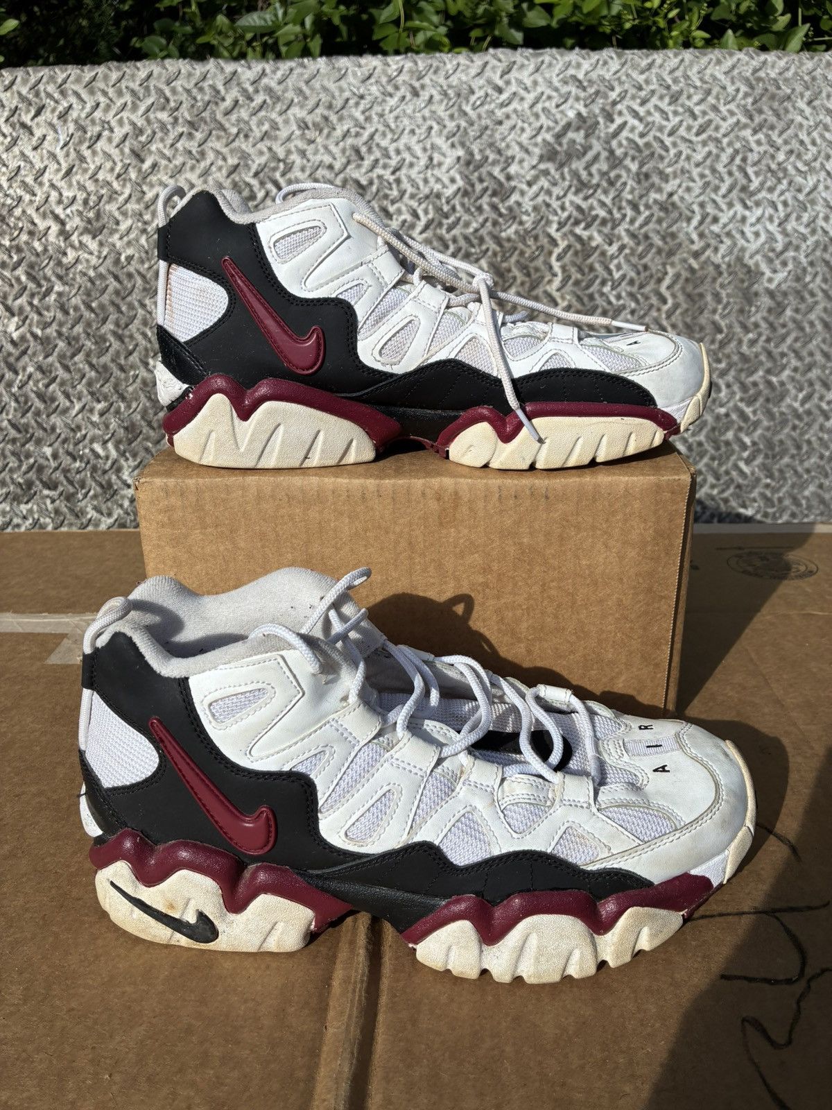 Nike Air Slant Mid White Team Red Athletic Shoes 678010-062