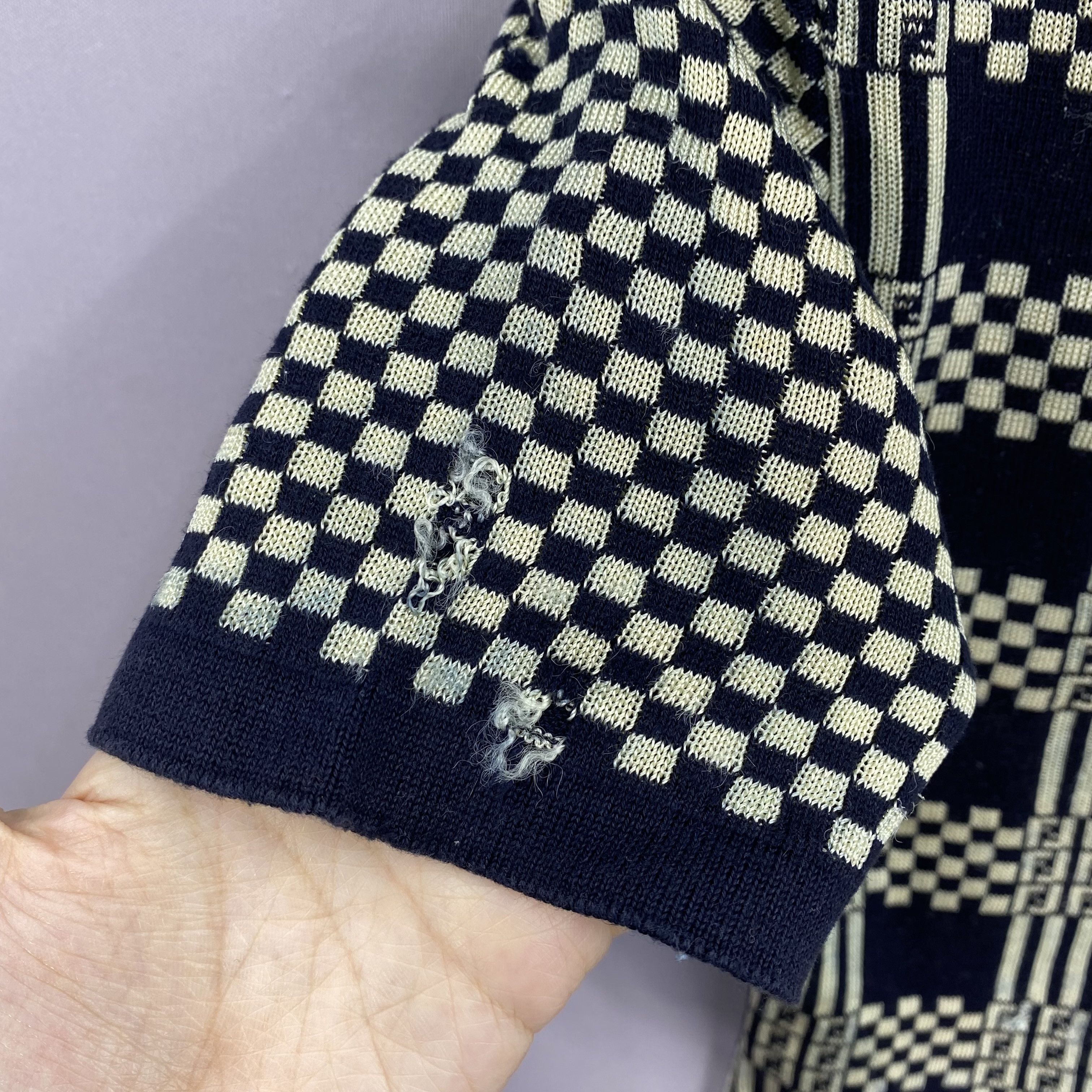 Japanese Brand Vintage 90s Fendi Short Sleeve Tops Knit Monogram Sweater Size XXS / US 00 / IT 34 - 9 Thumbnail