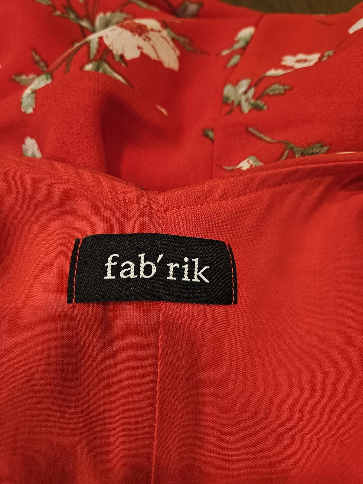 Fabric Brand & Co. Fab'rik Red Floral Dress with Flowy Sleeves Size L / US 10 / IT 46 - 7 Thumbnail