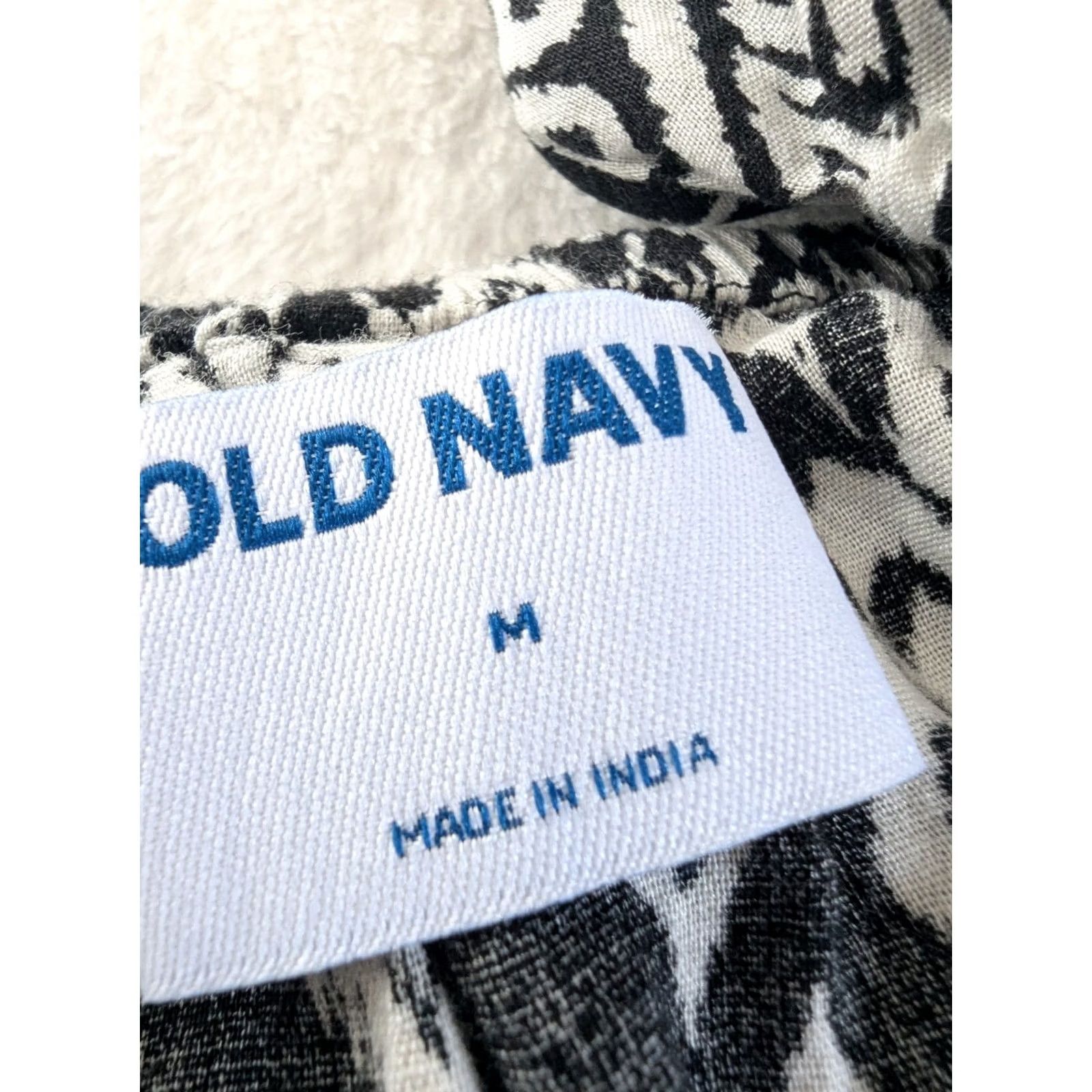 Old Navy Old Navy IKAT Peplum Top Blouse Women's Size M 100% Cotton Ruffle Blue Casual Women Size M / US 6-8 / IT 42-44 - 4 Thumbnail