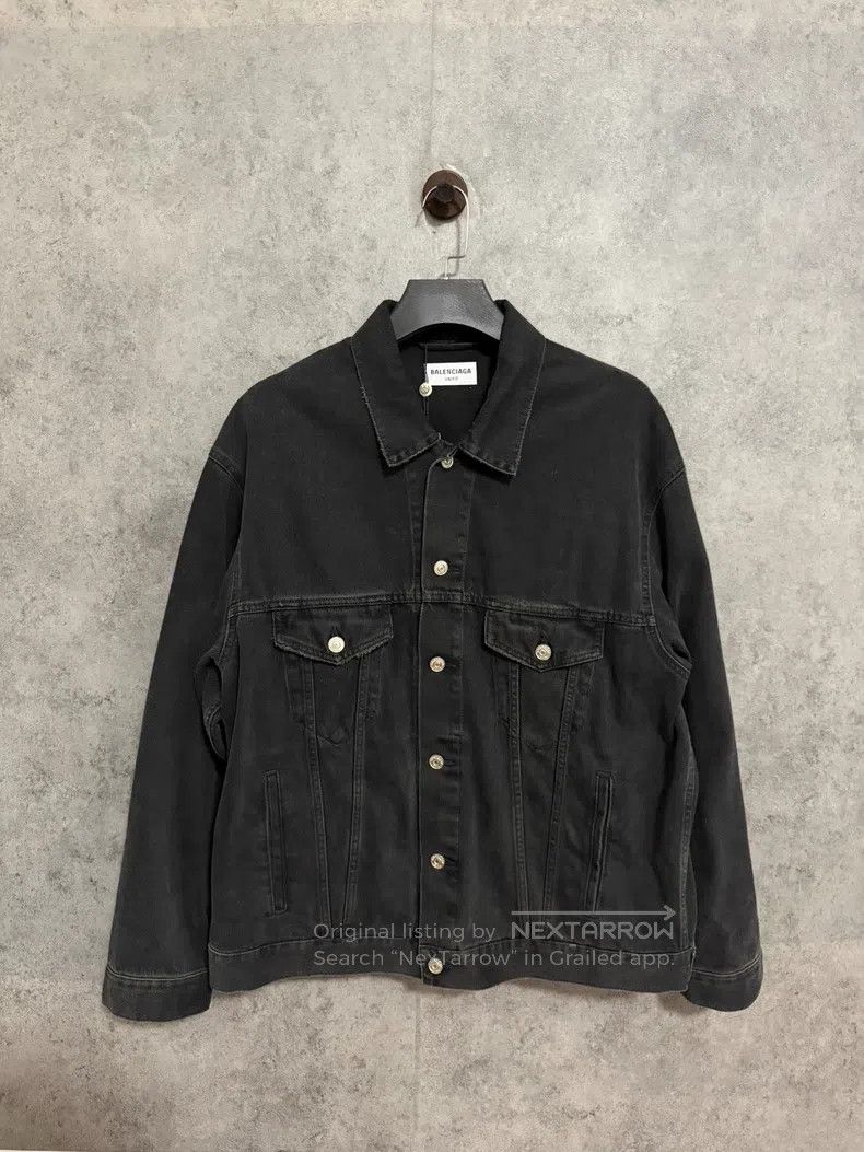 Balenciaga Balenciaga Solid Color Graffiti Single Button Lapel Long S Size US XS / EU 42 / 0 - 3 Thumbnail