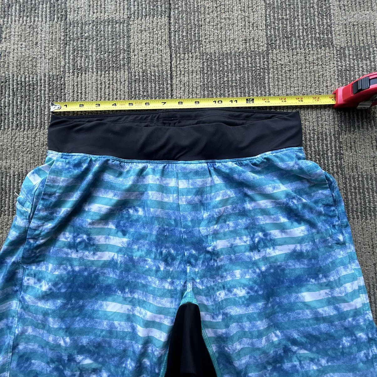Lululemon Lululemon Men’s T.H.E. Shorts 10" Inseam Striped Lined Blue Size US 34 / EU 50 - 2 Thumbnail