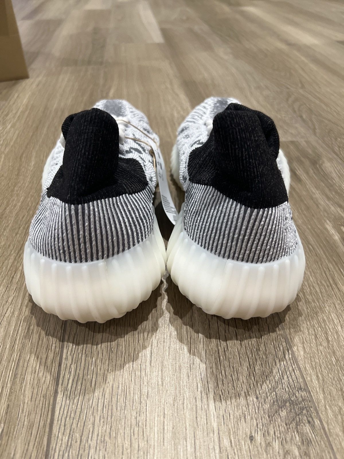 Adidas × Kanye West Yeezy 359 v2 CMPCT Size US 11 / EU 44 - 7 Thumbnail