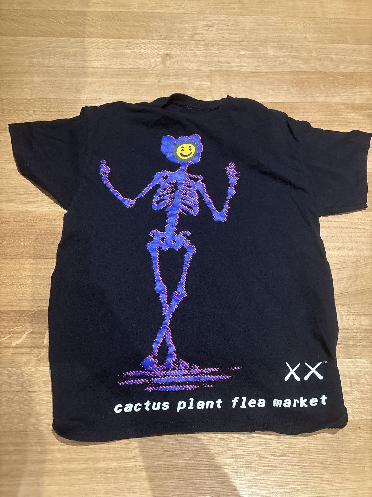 Cactus Plant Flea Market × Kaws Kaws X Cactus Plant Flea Market T-shirt Black Size US M / EU 48-50 / 2 - 1 Thumbnail