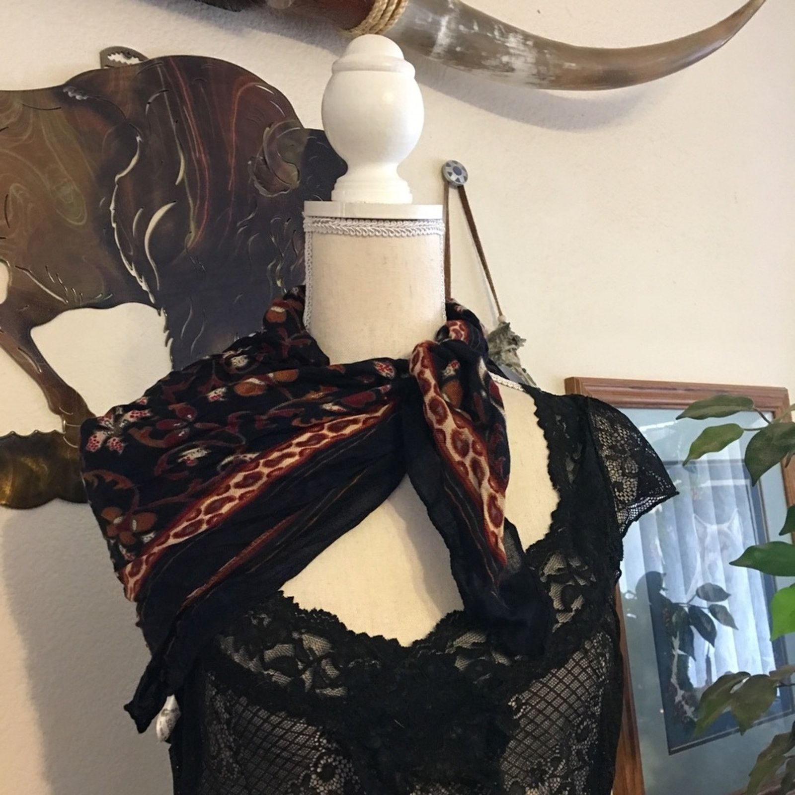 Other Navy print scarf 30” x 30” square Size ONE SIZE - 1 Thumbnail