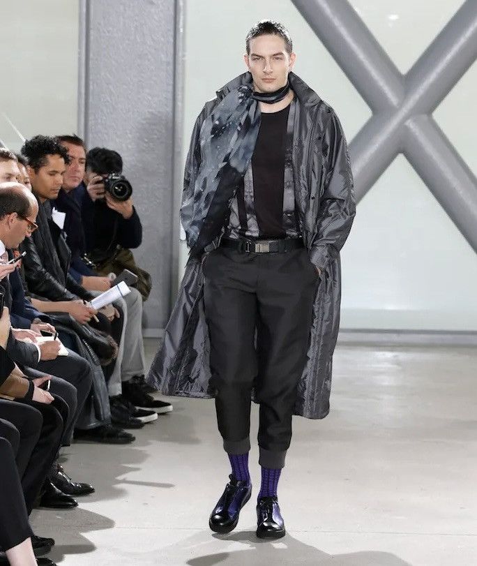 Issey Miyake FW2015 Issey Miyake Paris Runway Avantgarde Menswear Size US 33 - 1 Thumbnail