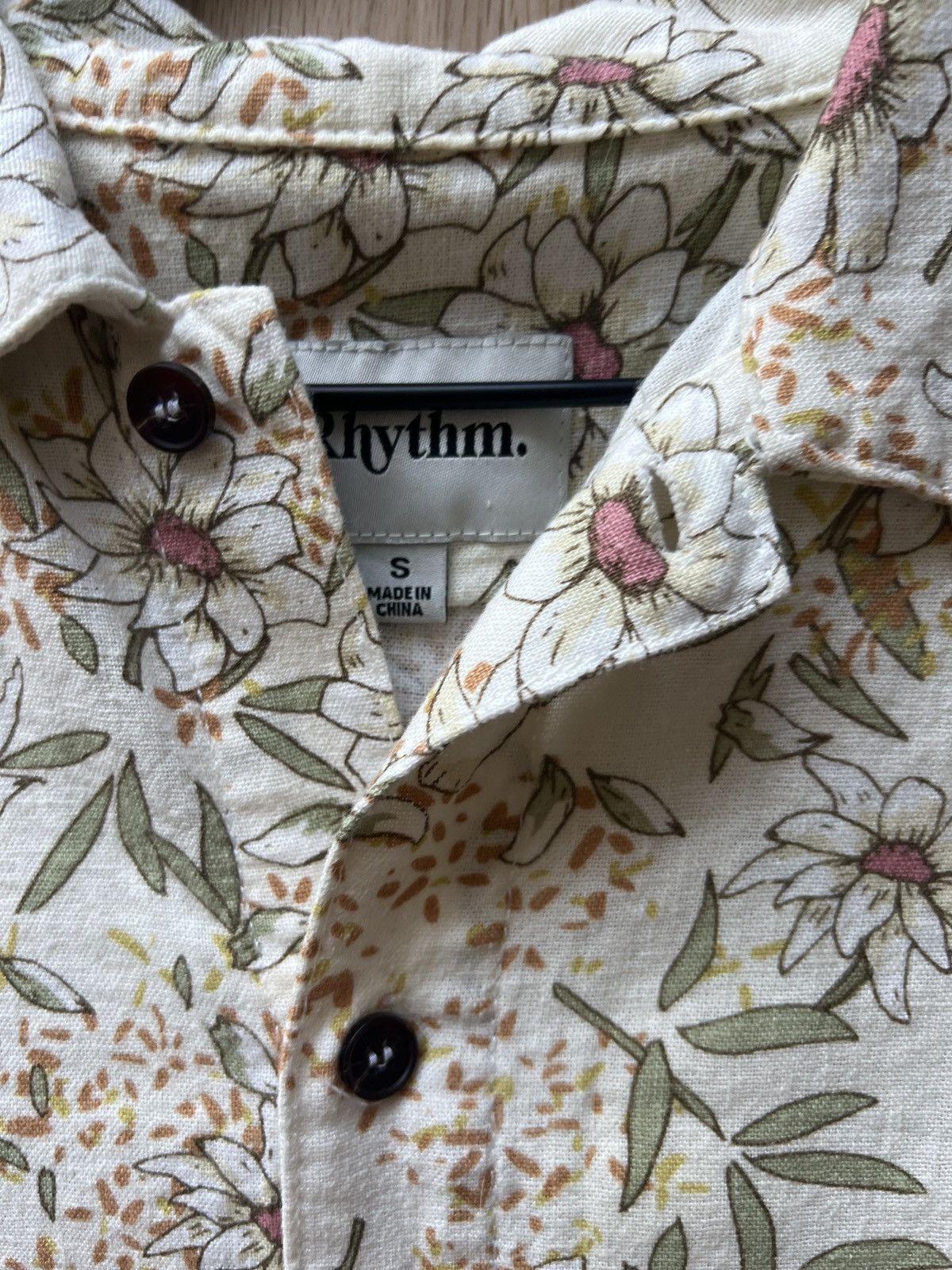 Rhythm Rhythm Men’s floral shirt Size US S / EU 44-46 / 1 - 3 Thumbnail