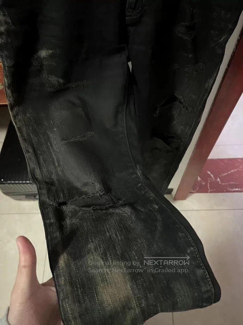 Saint Laurent Paris Saint Laurent Paris Stained Destroyed Denim Jeans Size US 29 - 3 Thumbnail