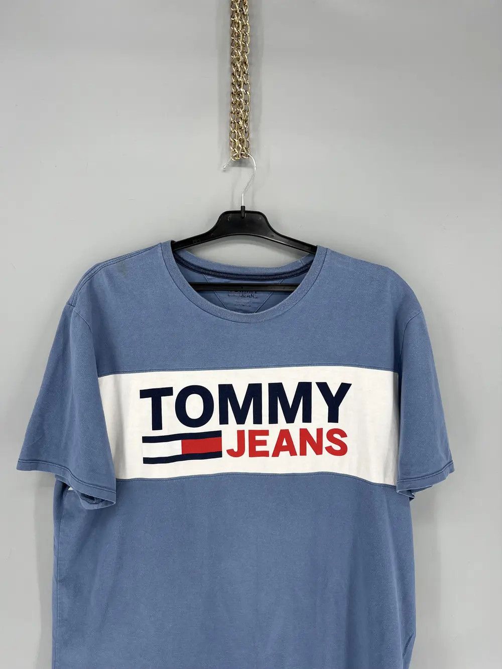 Tommy Hilfiger Tommy Jeans Hilfiger Big Logo Tshirt Vintage L Streetwear Size US L / EU 52-54 / 3 - 6 Thumbnail